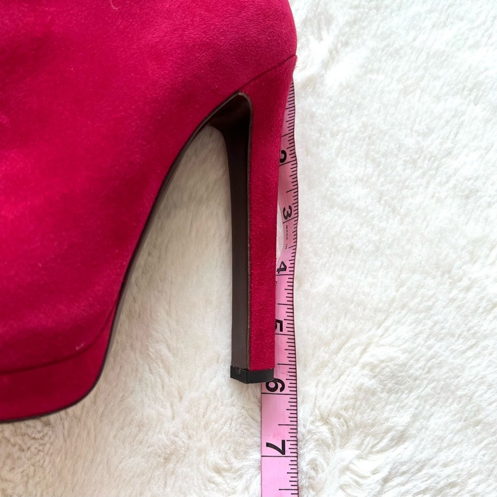 Alexander McQueen Alexander McQueen Ankle Boots size 6,5 Size US 6.5 / IT 36.5 - 5 Thumbnail