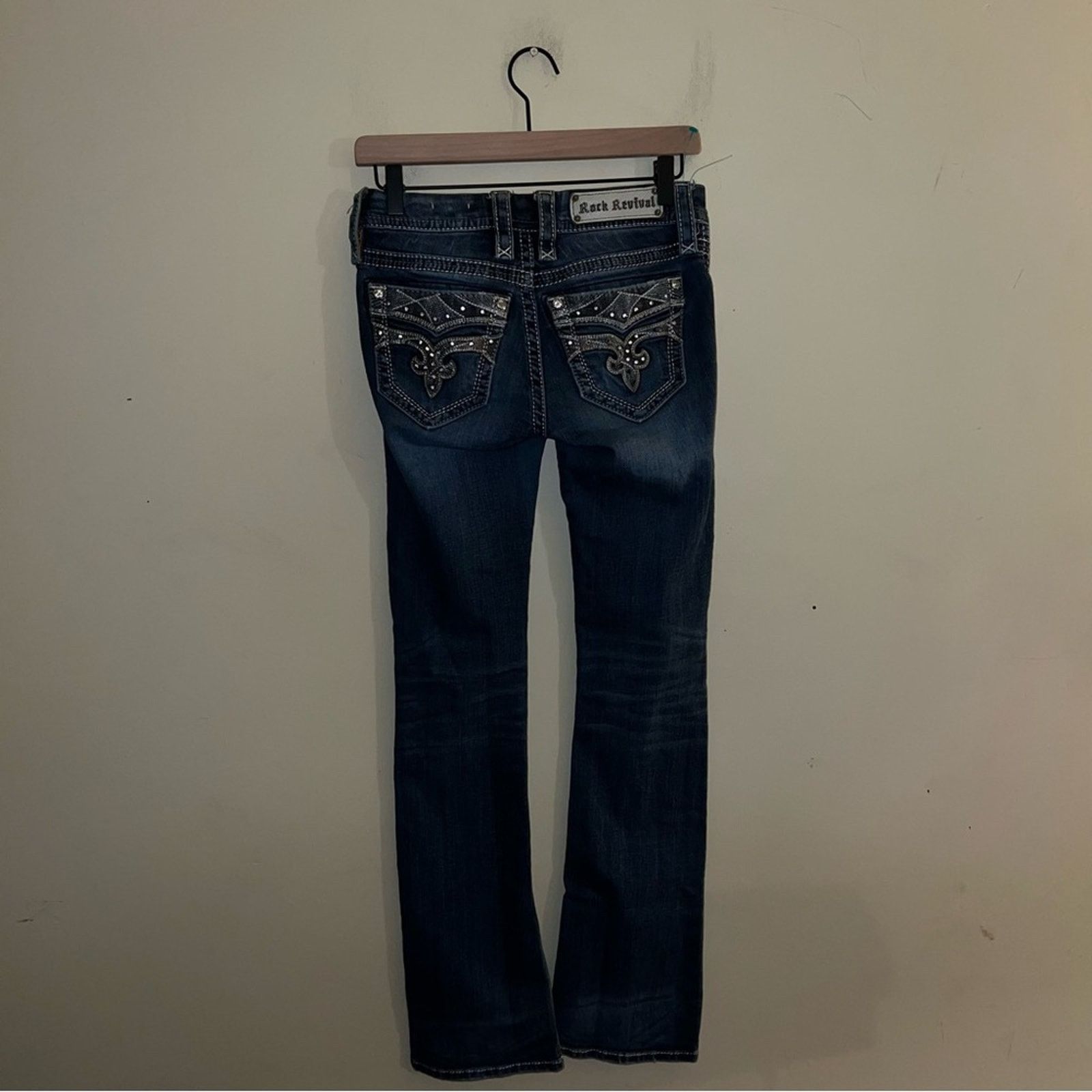 Rock Revival ROCK REVIVAL Sapphire bootcut bedazzled jeans 25 Size 25" / US 0 / IT 36 - 6 Thumbnail