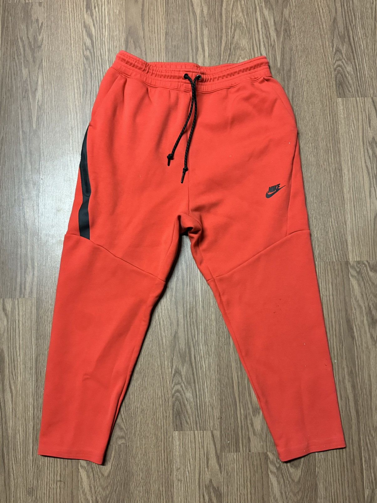 Nike Nike Tech Pants Size US 34 / EU 50 - 1 Thumbnail