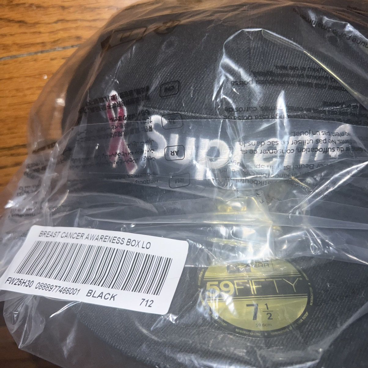 Supreme Supreme New Era Breast Cancer Box Logo Hat Black Size 7 1/2 Size ONE SIZE - 5 Thumbnail