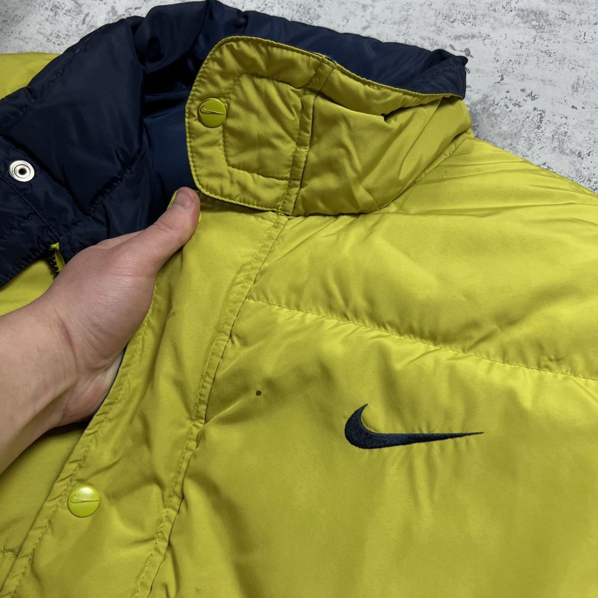 Nike 90s NIKE BIG SWOOSH VINTAGE Y2K OVERSIZED PUFFER DOWN JACKET Size US XL / EU 56 / 4 - 5 Thumbnail