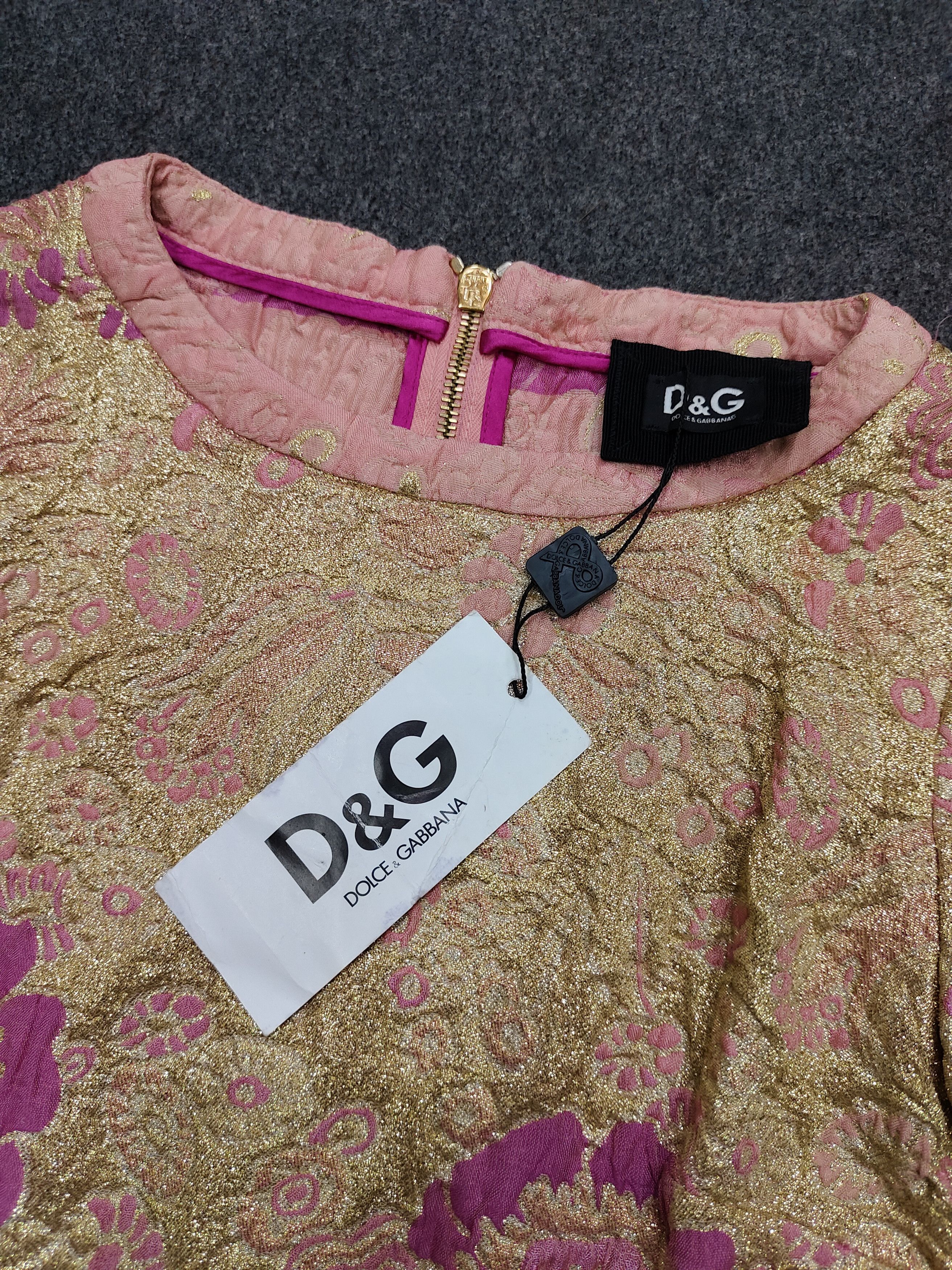 Dolce & Gabbana 00s D&G- Gold Metallic Floral Brocade Textured Jacquard Top Size S / US 4 / IT 40 - 6 Thumbnail