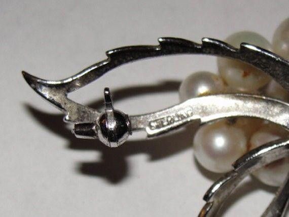 Designer Sterling Silver Flower Pin w/ Cultured Pearl Cluster Size ONE SIZE - 5 Thumbnail
