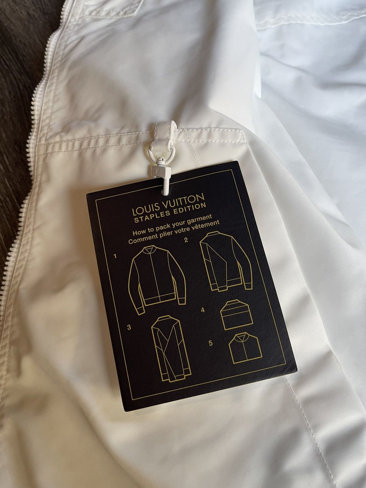 Louis Vuitton Louis Vuitton White Monogram Zip Up Jacket Size US M / EU 48-50 / 2 - 15 Thumbnail