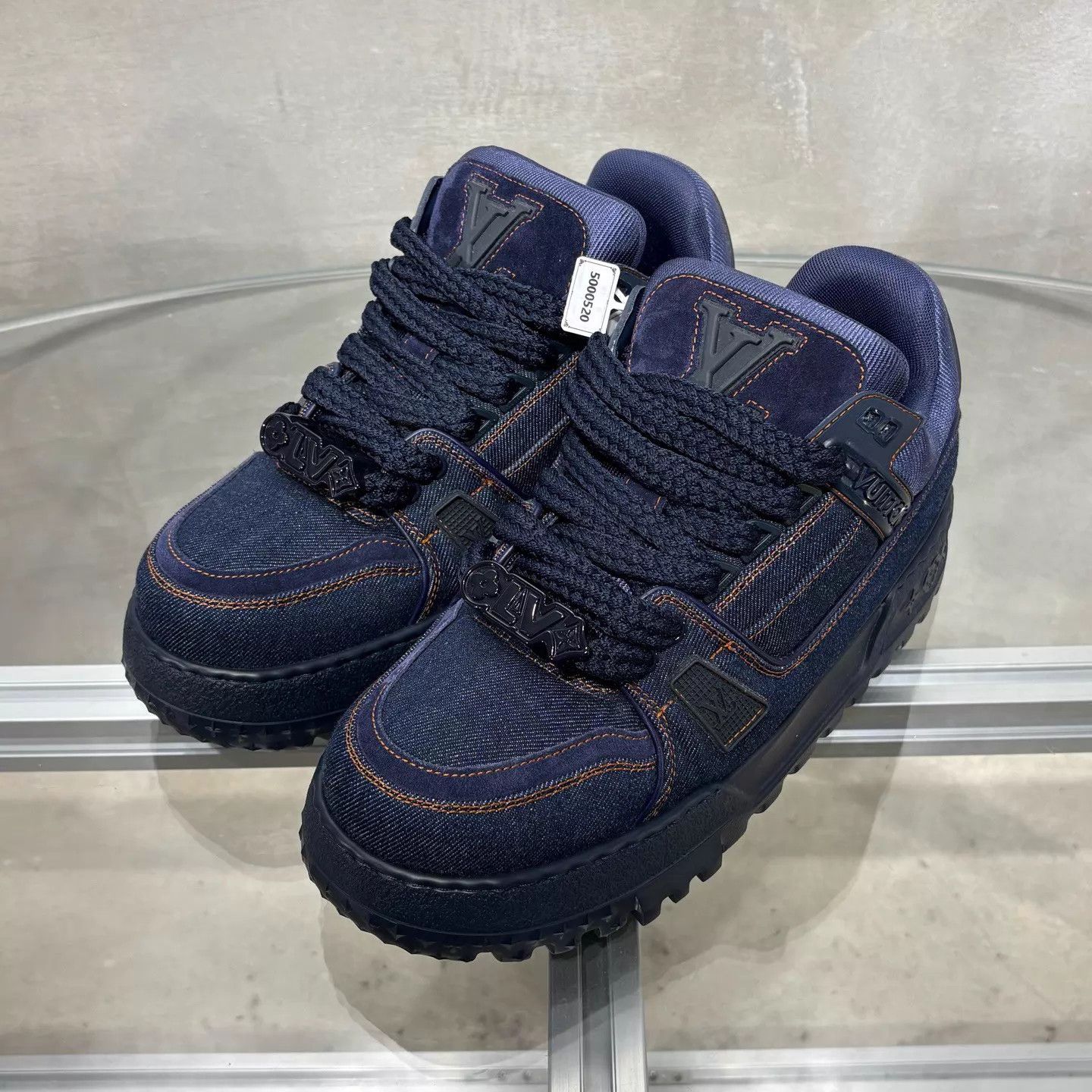 Louis Vuitton LV Trainer Maxi Blue Denim Round Toe UK5 (39) BNIB Size US 7.5 / IT 37.5 - 2 Thumbnail