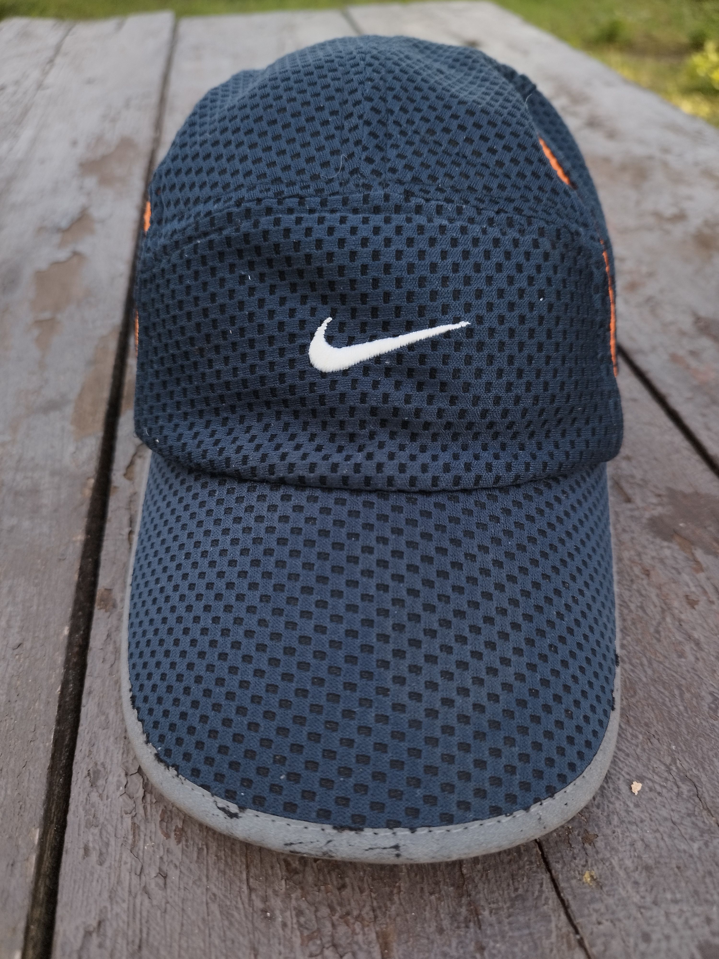 Nike Vintage Nike Fit Running Cap Mesh Hat Reflective Details Size ONE SIZE - 3 Thumbnail