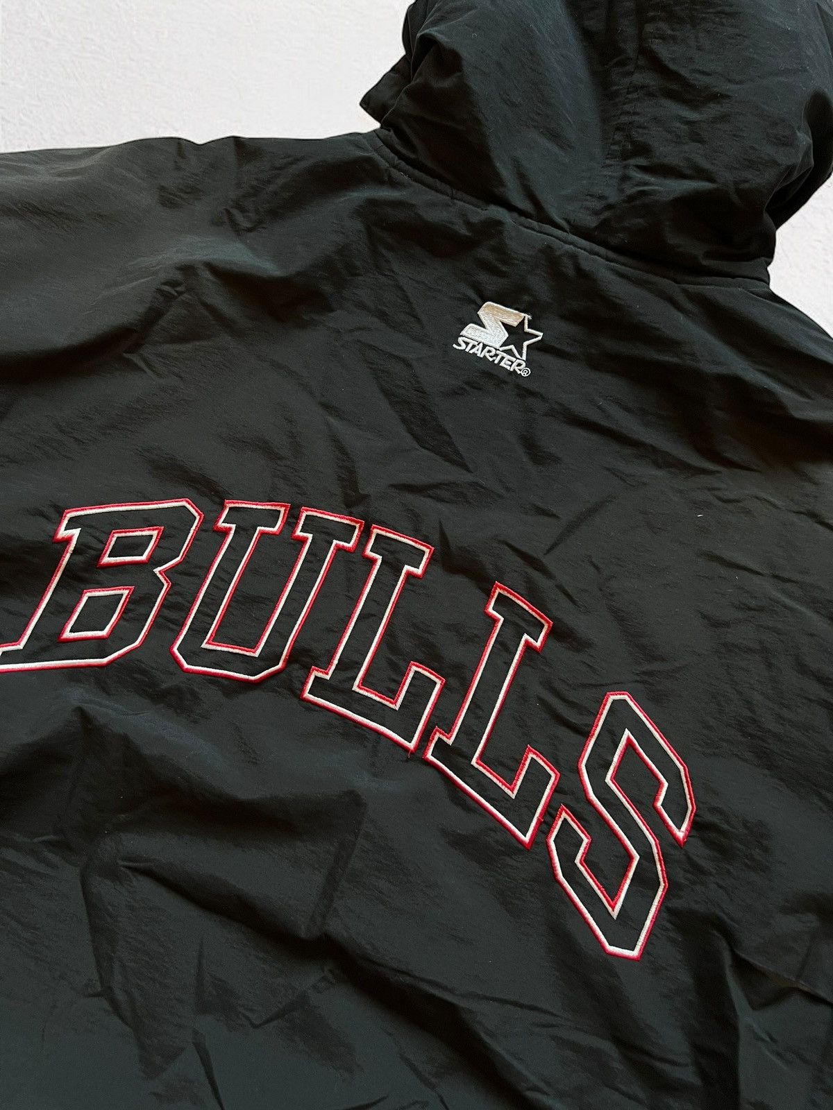 NBA × Starter CHICAGO BULLS VINTAGE HOODED JACKET NBA STARTER BOMBER Size US L / EU 52-54 / 3 - 4 Thumbnail