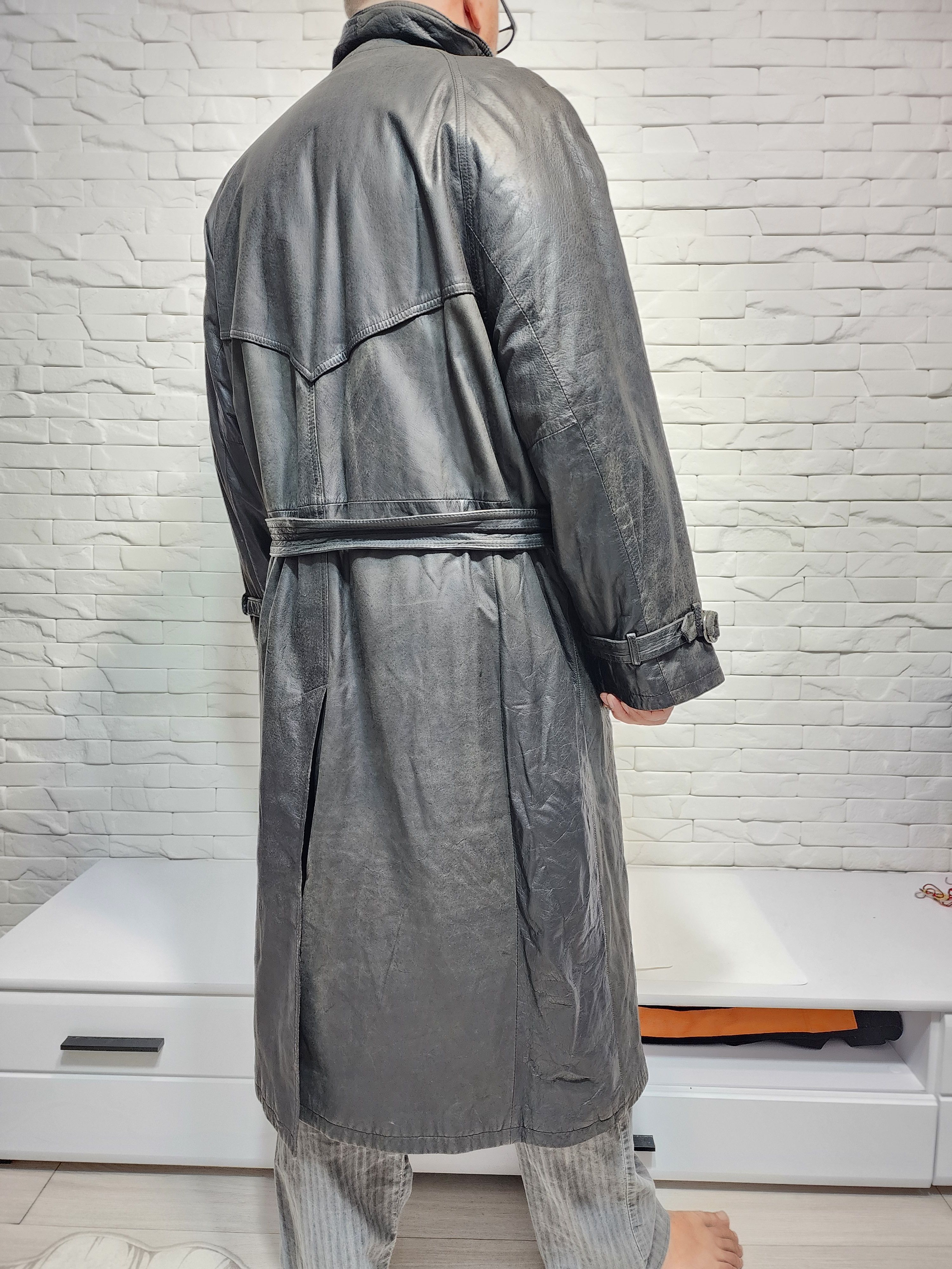 Designer Men's leather trench coat. Long leather men's coat. Size US XL / EU 56 / 4 - 6 Thumbnail