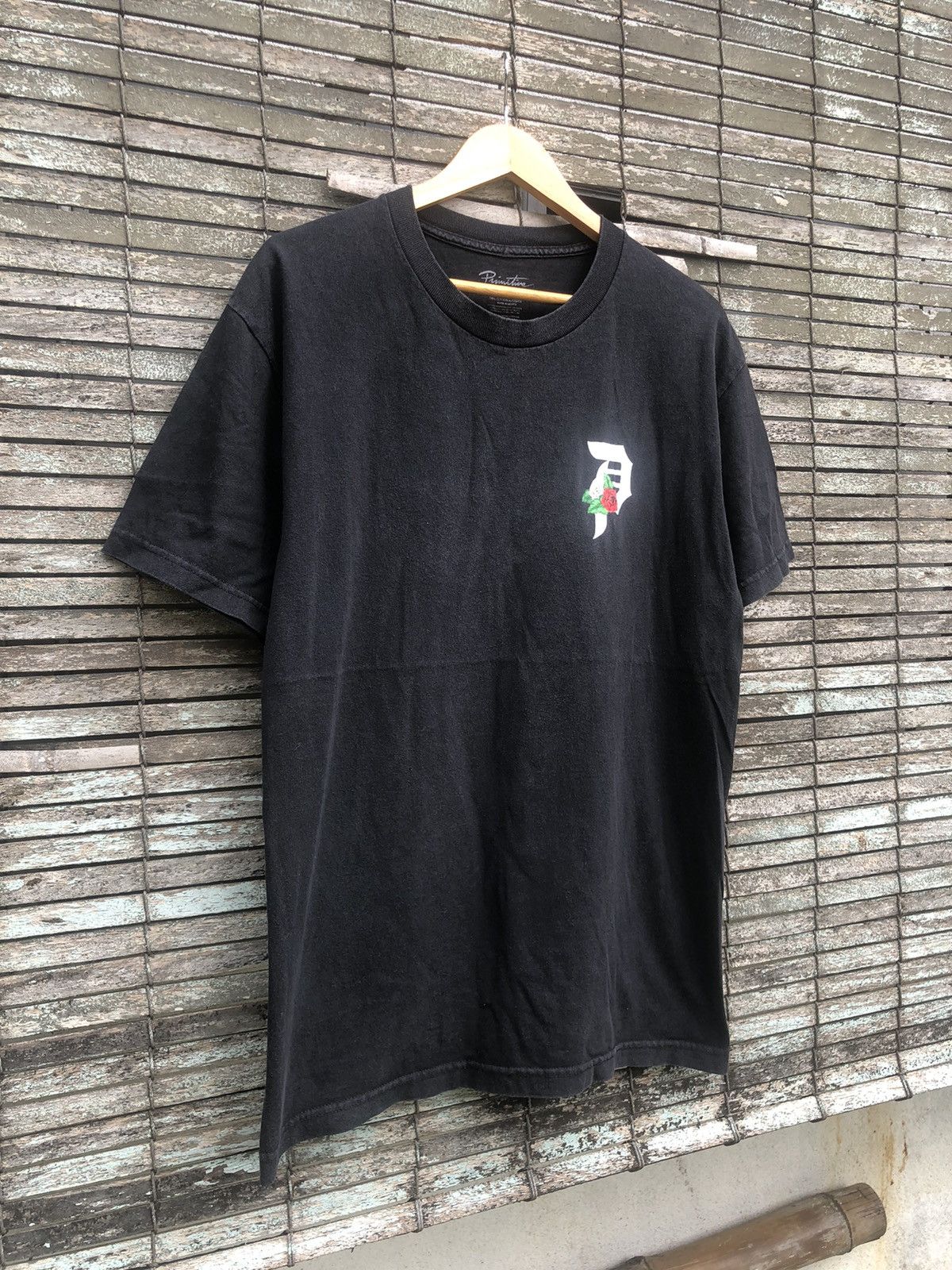 Japanese Brand Japanese Brand Primitive Skateboarding Dirty P Roses Tee Size US L / EU 52-54 / 3 - 11 Thumbnail