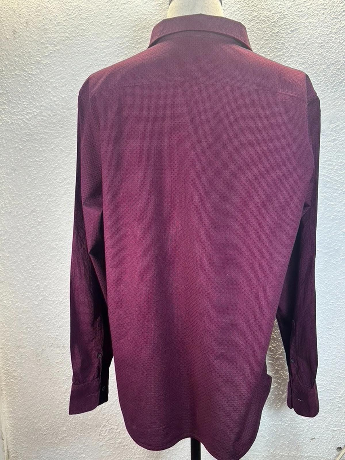 Liz Claiborne Claiborne Men's Purple XL Slim Fit Stretch Dress Shirt Size 44R - 3 Thumbnail