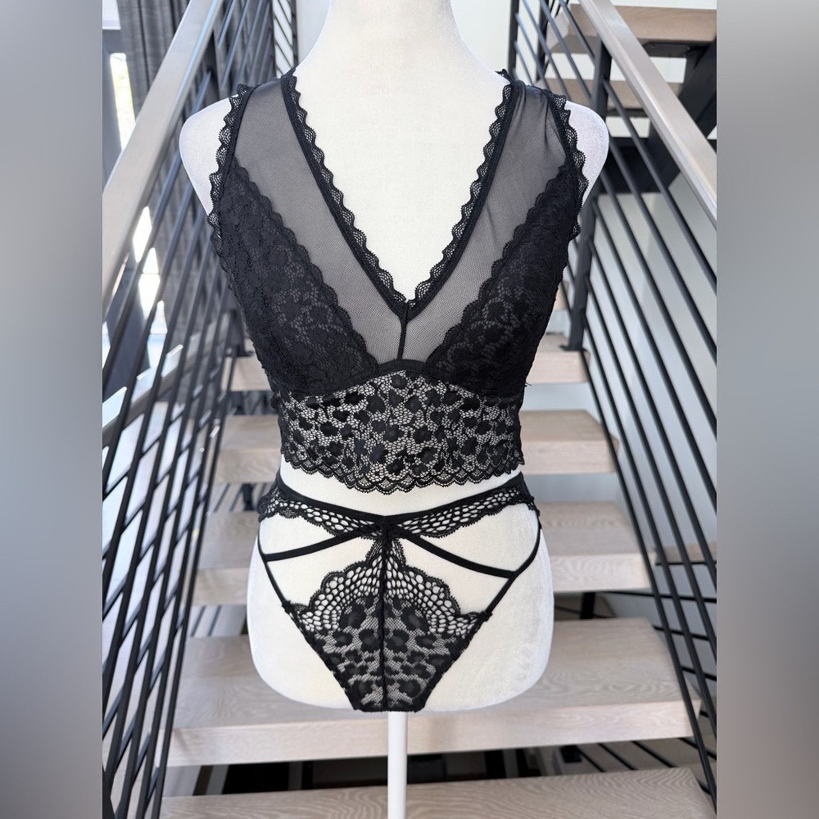 Other Black Lace Bralette & Panty Set Bra size M panties size S Size ONE SIZE - 1 Thumbnail