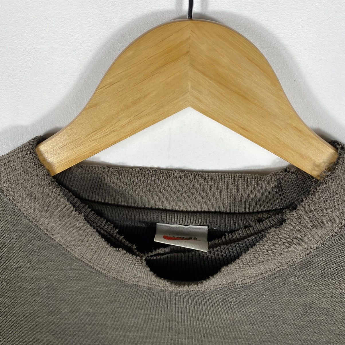 Nike Distressed Vintage 90's NIKE Small Swoosh Sweatshirt Size US M / EU 48-50 / 2 - 2 Thumbnail