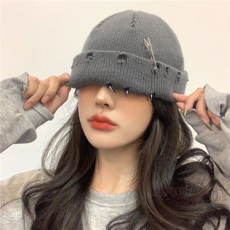 Other Distressed Dark Grey Beanie Size ONE SIZE - 2 Thumbnail