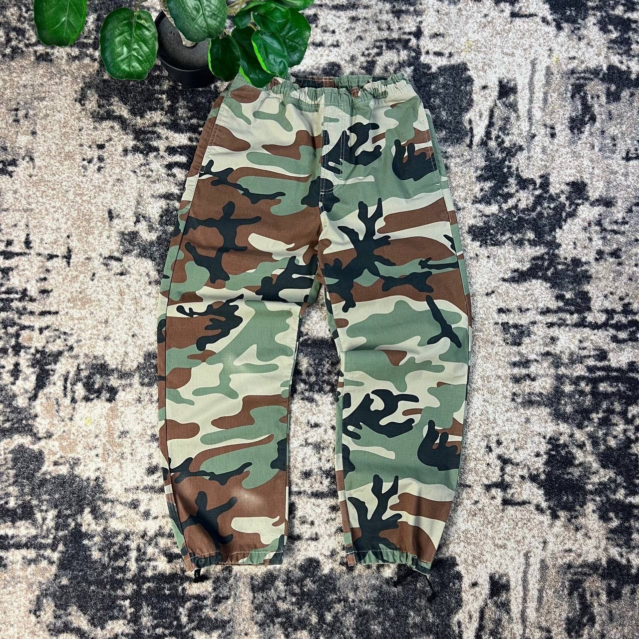 Stussy Stussy Mini Logo Vintage Camo Baggy Parachute Pants Size US 30 / EU 46 - 1 Thumbnail