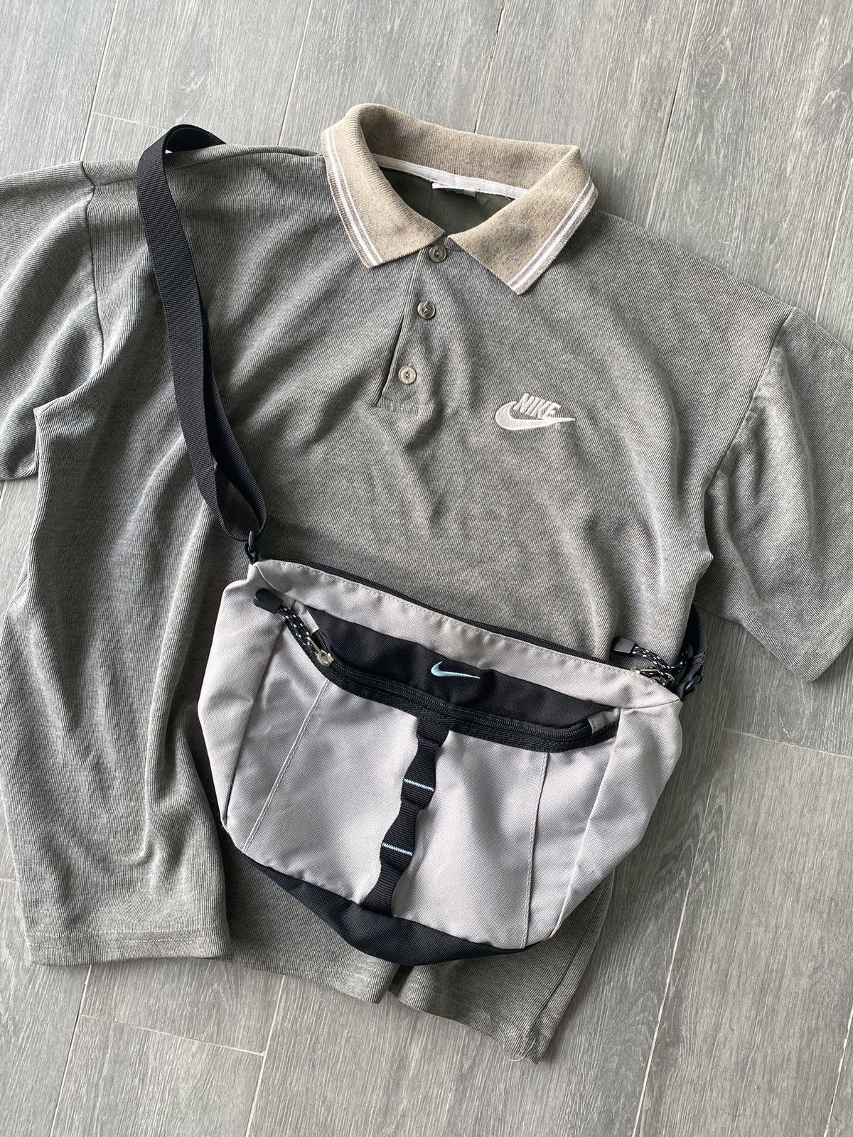 Nike × Vintage Rare Vintage Nike Crossbody Sling Bag Size ONE SIZE - 3 Thumbnail