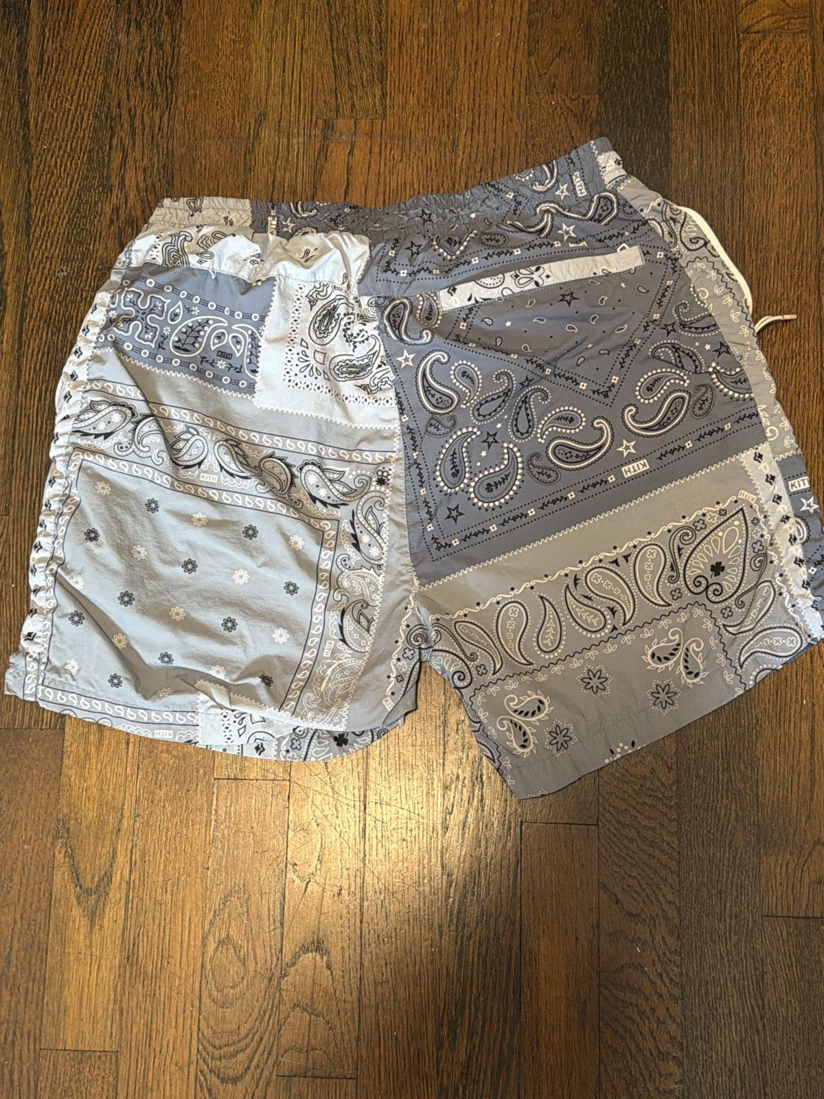 Kith Kith Bandana Swim Shorts Size 30 Size US 30 / EU 46 - 6 Thumbnail