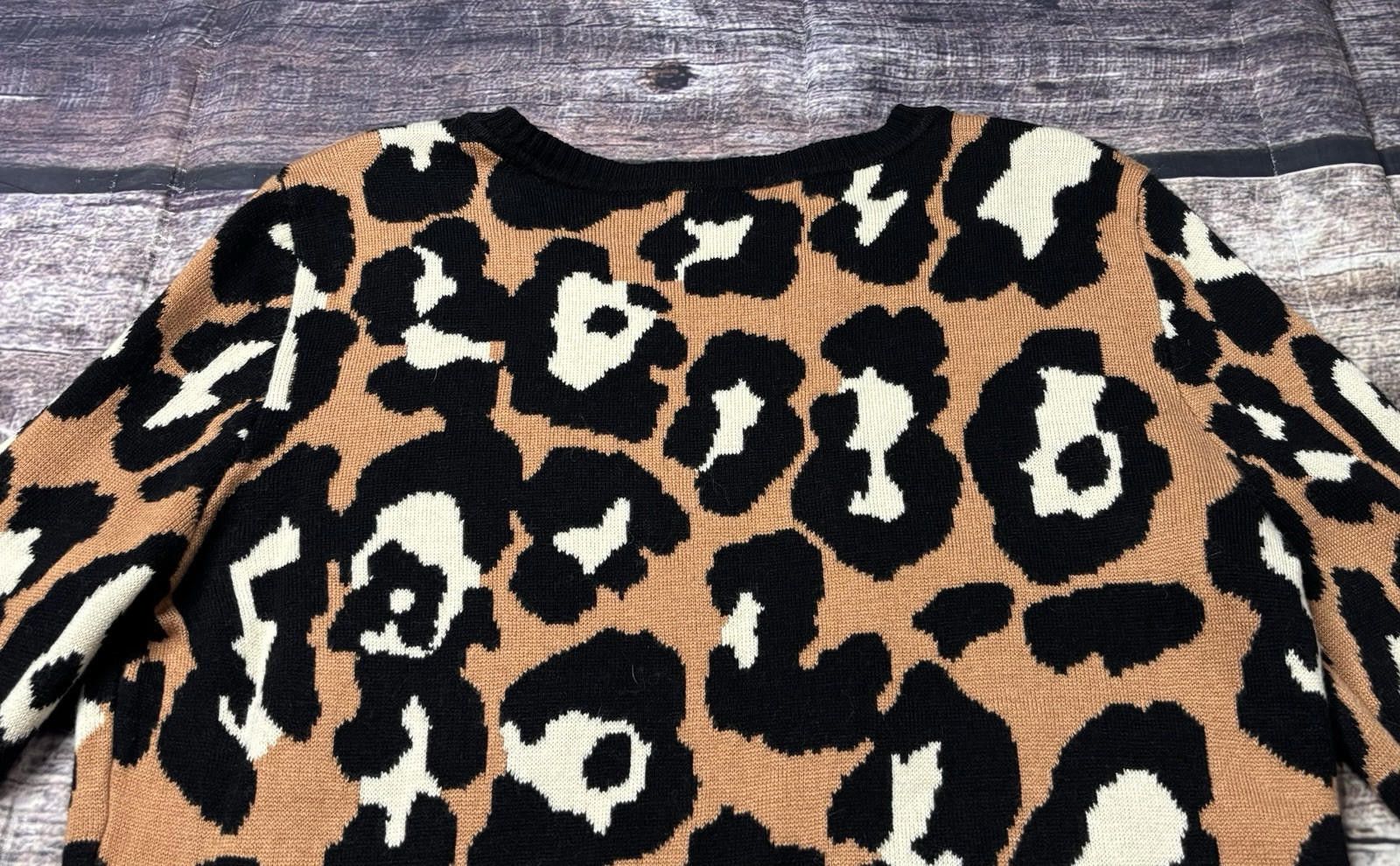 Saks Fifth Avenue Saks Fifth Avenue Sweater Women Small P Leopard Rabbit Hair Size S / US 4 / IT 40 - 6 Thumbnail