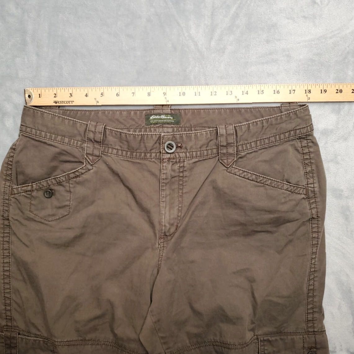 Eddie Bauer VINTAGE Eddie Bauer Pants Women 16 Green Cargo Capri Flat Front Lightweight Outdoor Gorp Size 38" / US 16 / IT 52 - 7 Thumbnail