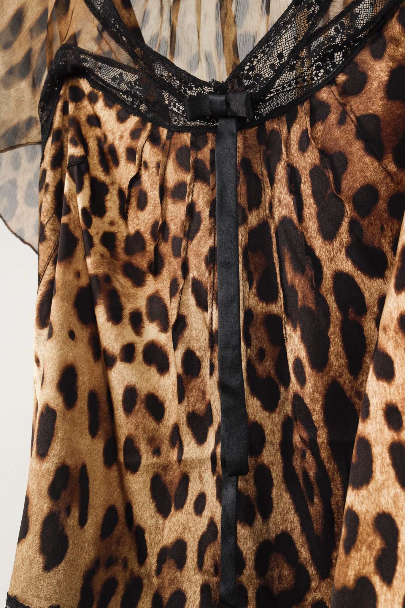 Dolce & Gabbana Dolce & Gabbana Leopard Silk Lace-Trim Flutter-Sleeve Blouse Size S / US 4 / IT 40 - 7 Thumbnail