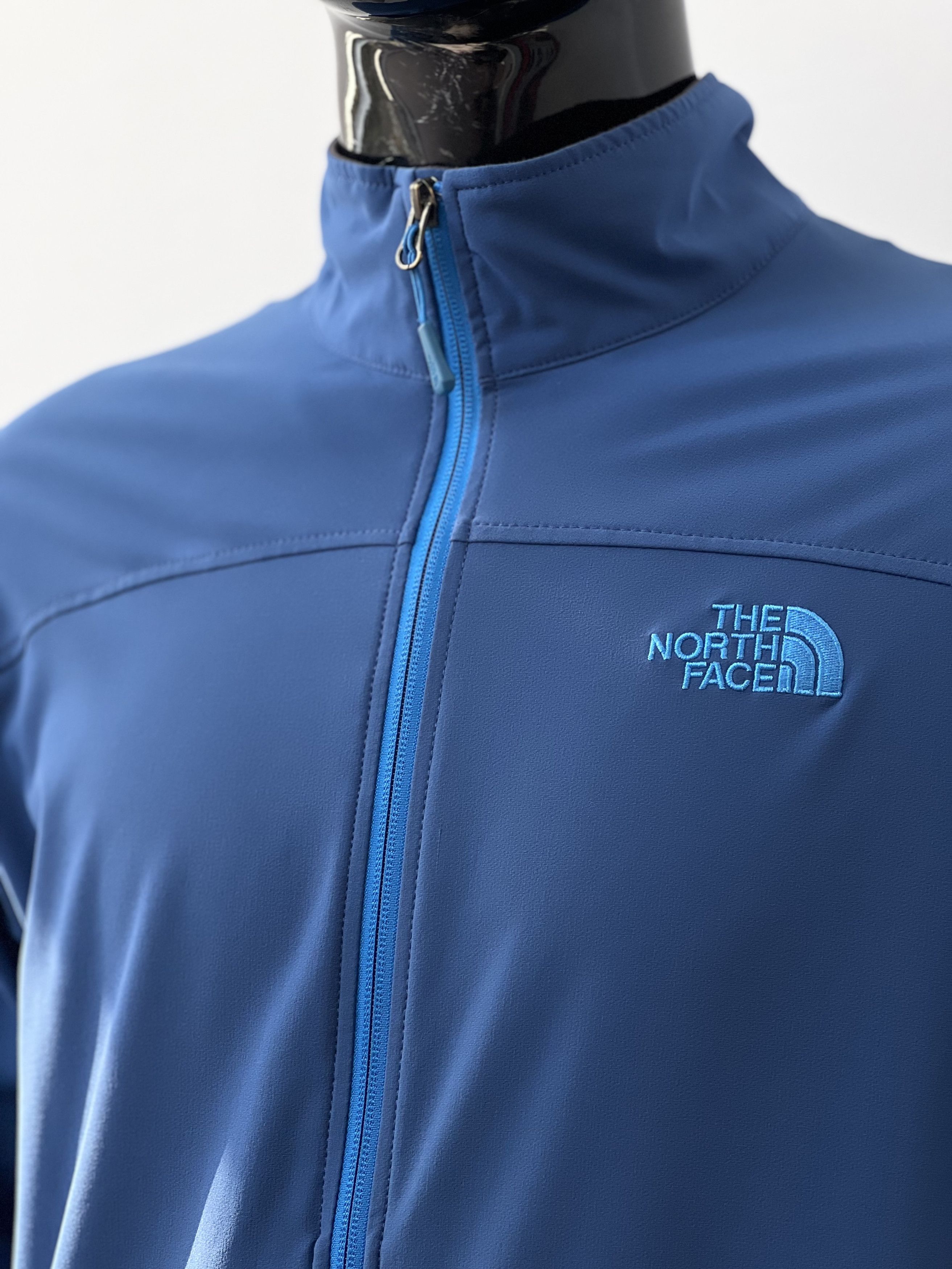 The North Face The North Face light jacket Size US L / EU 52-54 / 3 - 12 Thumbnail
