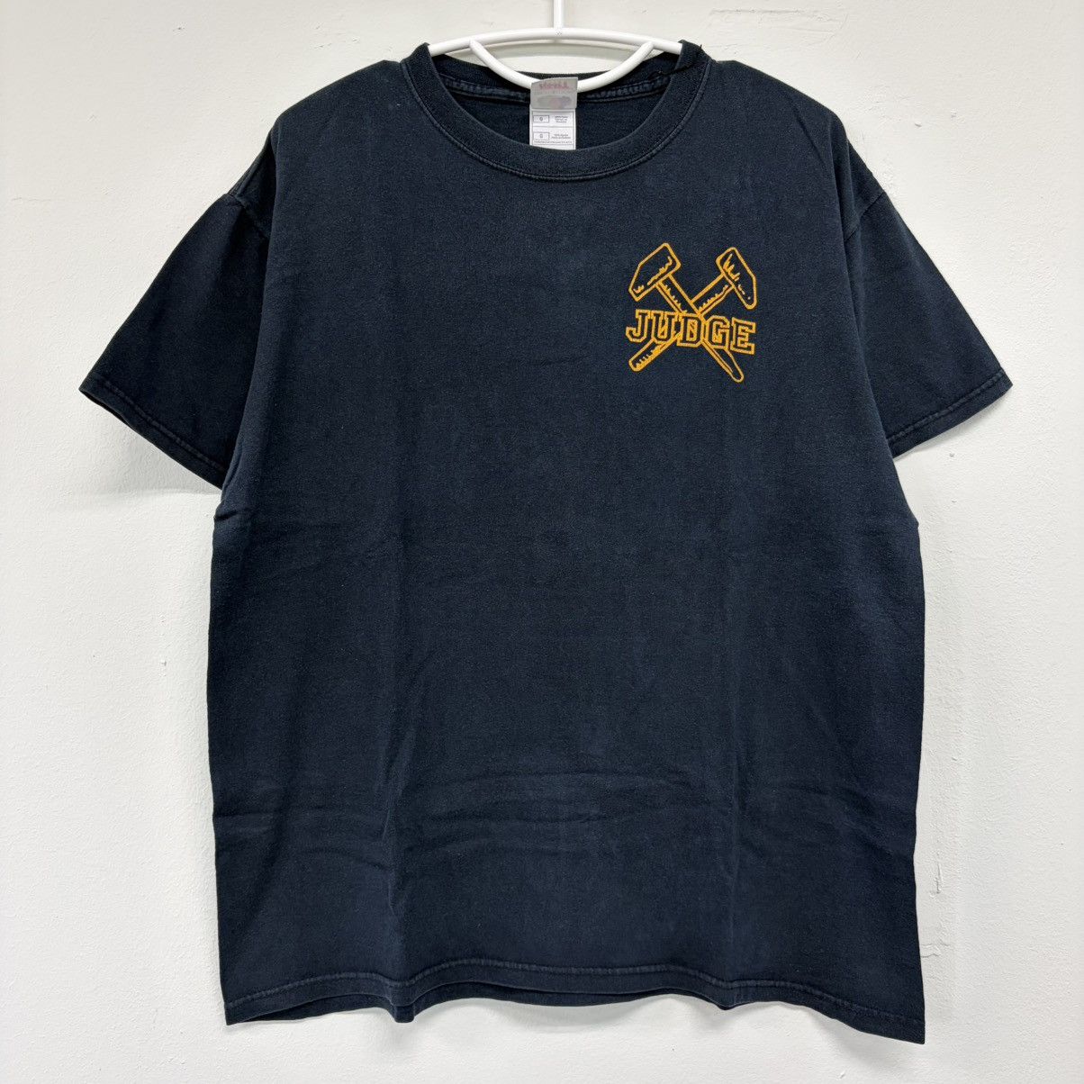 Band Tees Judge Band T shirt vintage Size US L / EU 52-54 / 3 - 3 Thumbnail