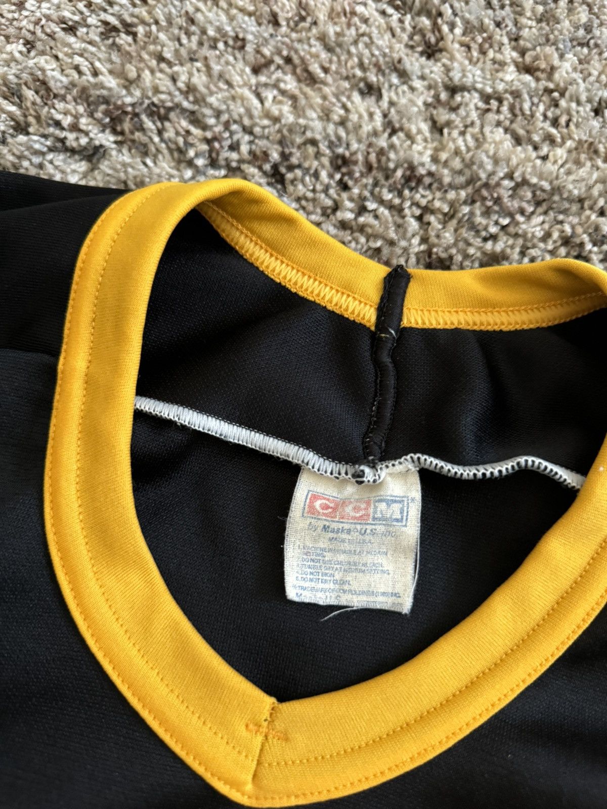 Vintage Pittsburgh Penguins vintage hockey jersey Size US L / EU 52-54 / 3 - 3 Thumbnail