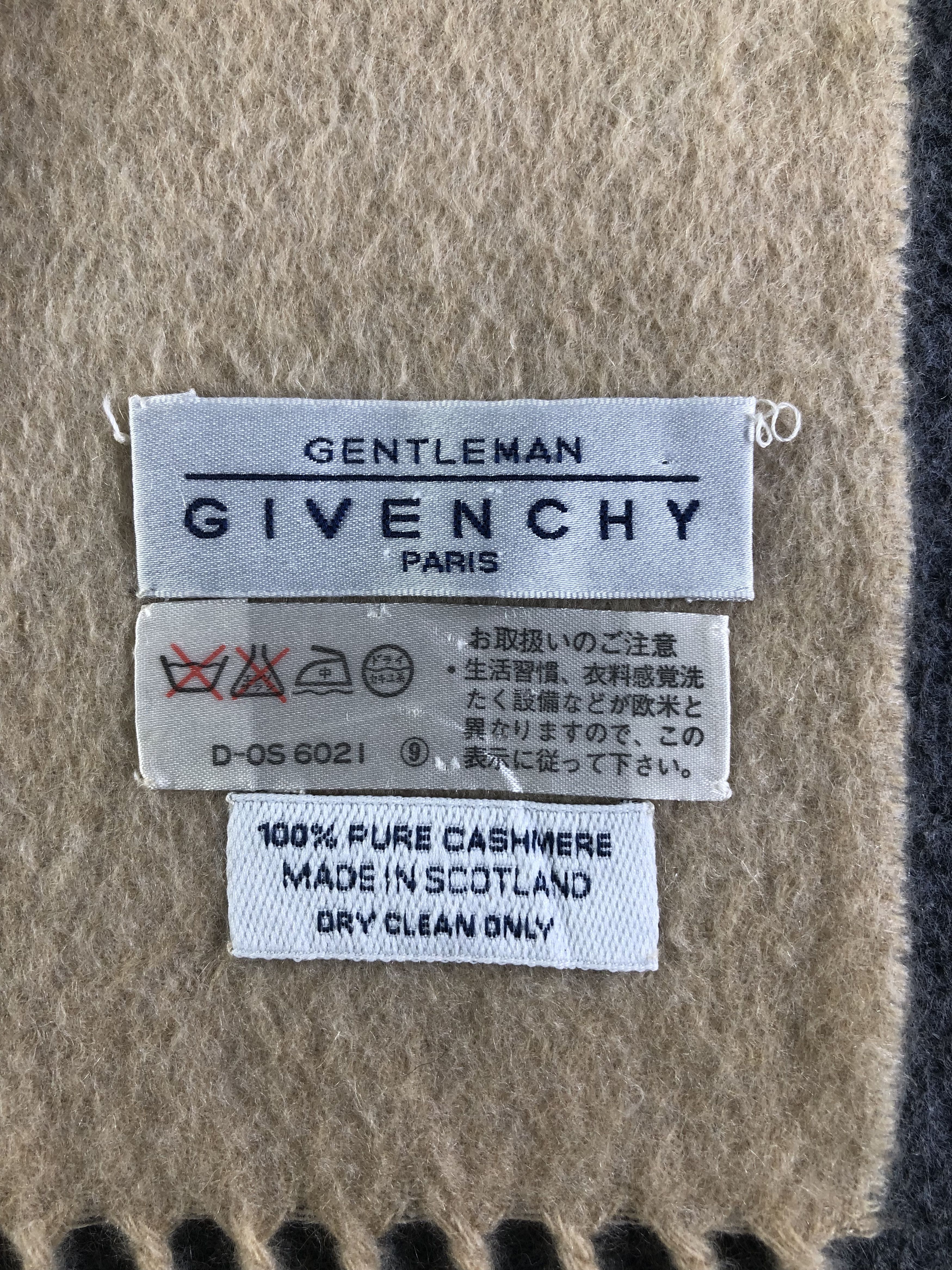 Givenchy Givenchy Cashmere Winter Scarf / Muffler / Neckwear SS1271 Size ONE SIZE - 5 Thumbnail