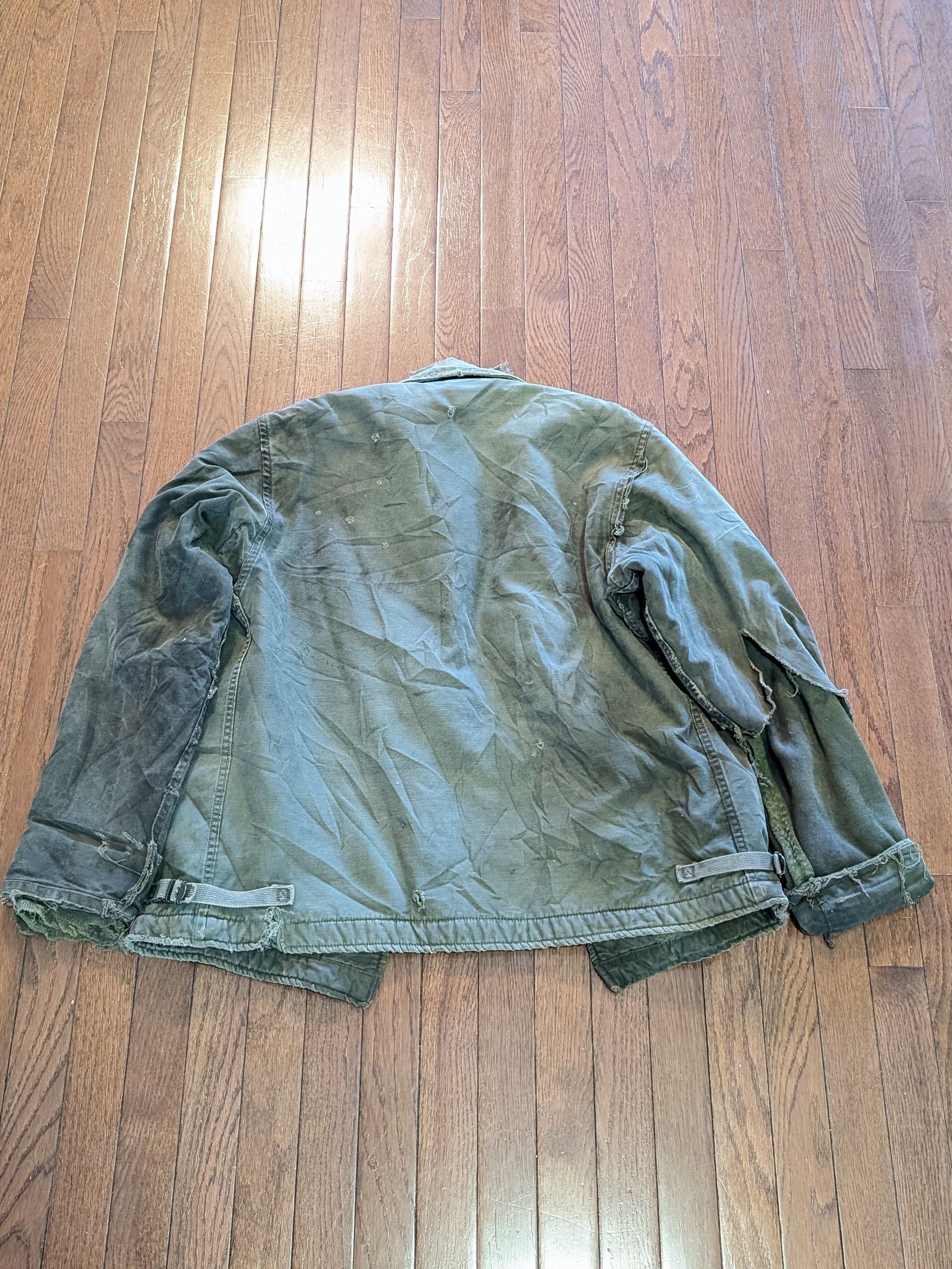 Other 60's US Navy Military A-2 Extremely Distressed Jacket Sz L Size US L / EU 52-54 / 3 - 5 Thumbnail