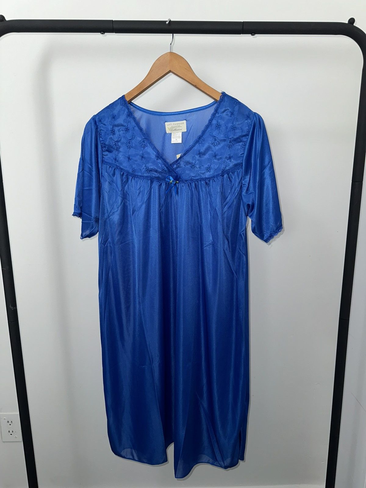 Vintage Vintage 80s Blue sheer lace floral Lounge dress New Size M / US 6-8 / IT 42-44 - 1 Thumbnail