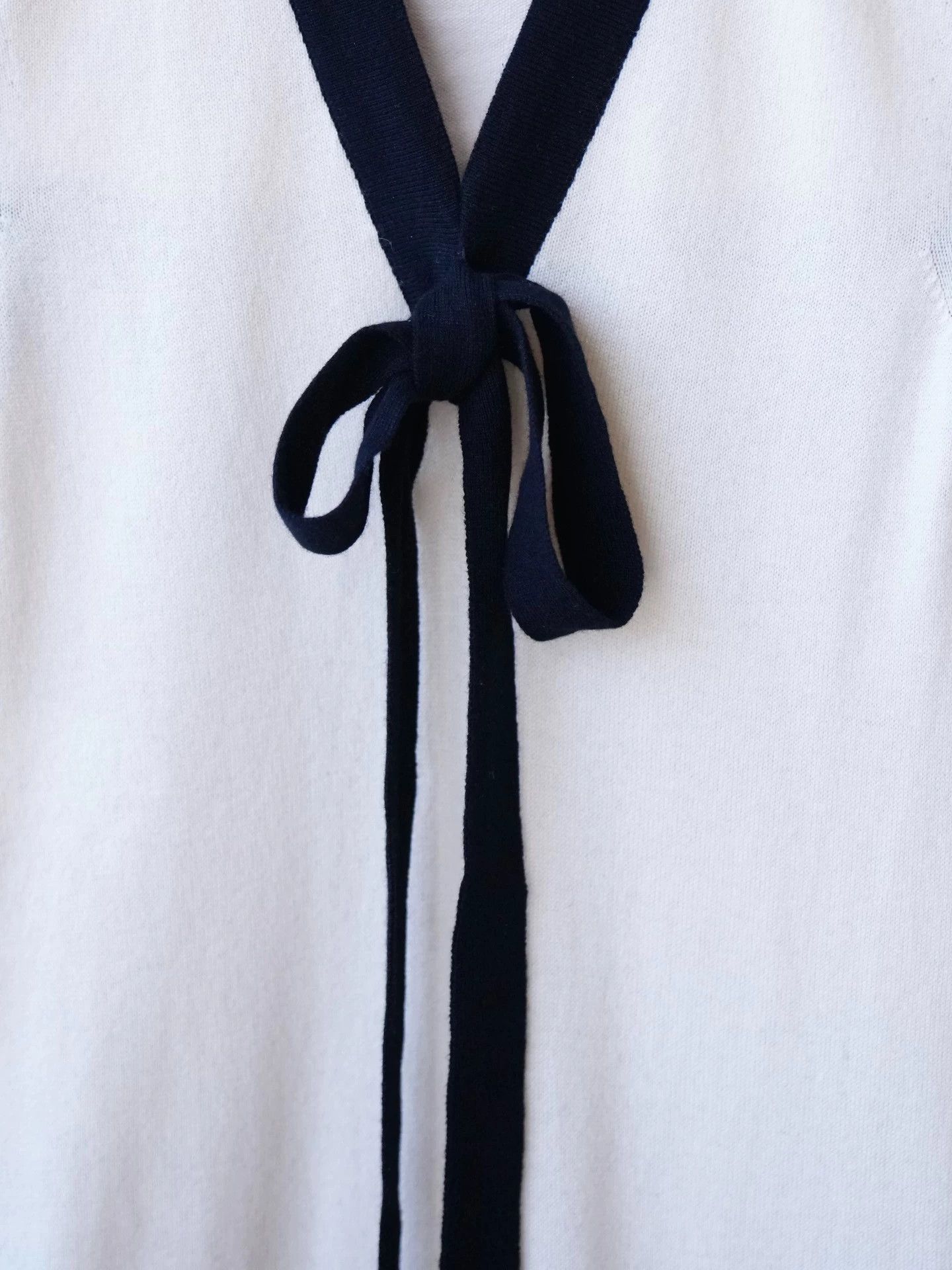 Chanel Chanel Black & White Bow Cashmere Vest Dress FR36 S Size XS / US 0-2 / IT 36-38 - 3 Thumbnail