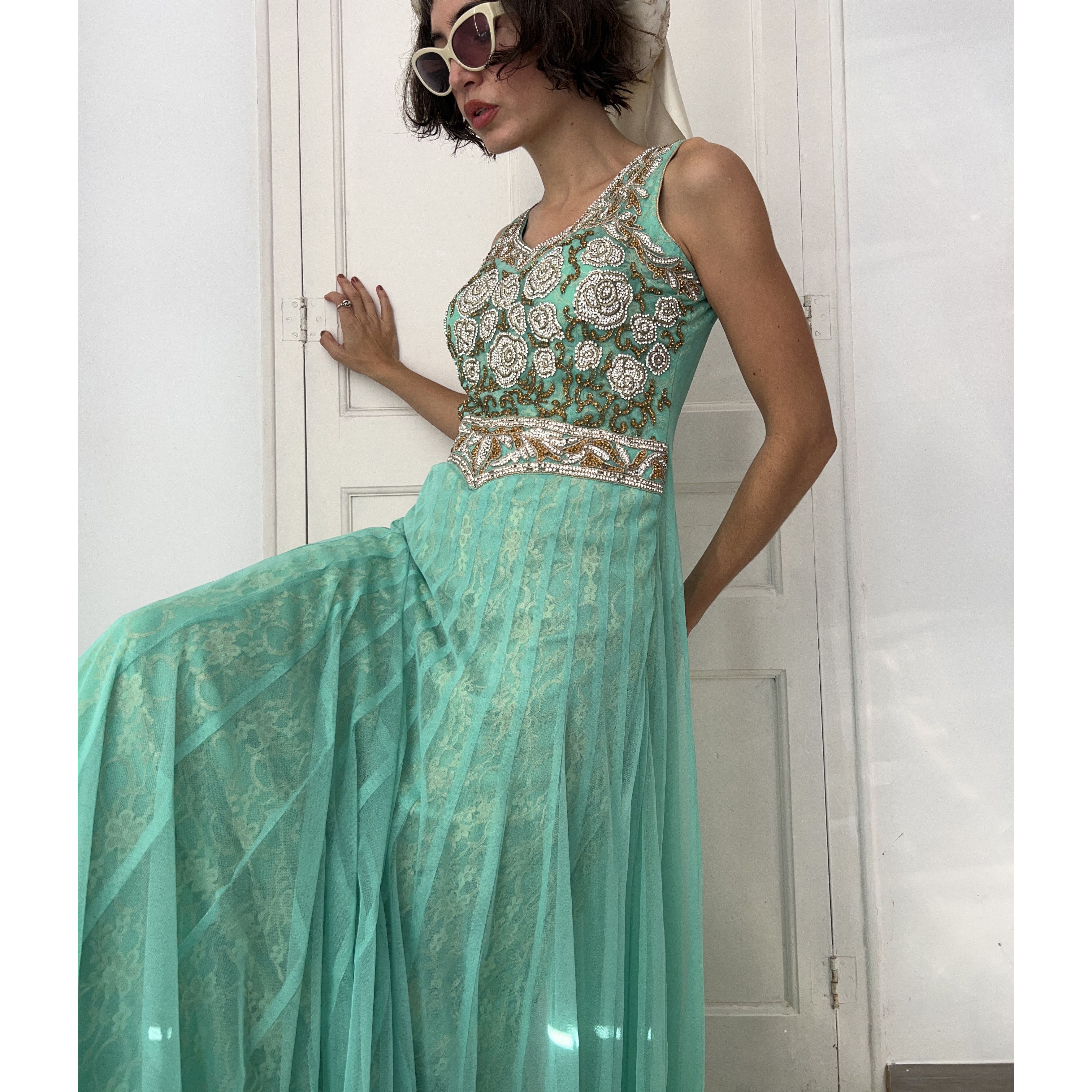 Vintage Mint Green Gold Embroidered Anarkali Gown Size M / US 6-8 / IT 42-44 - 8 Thumbnail