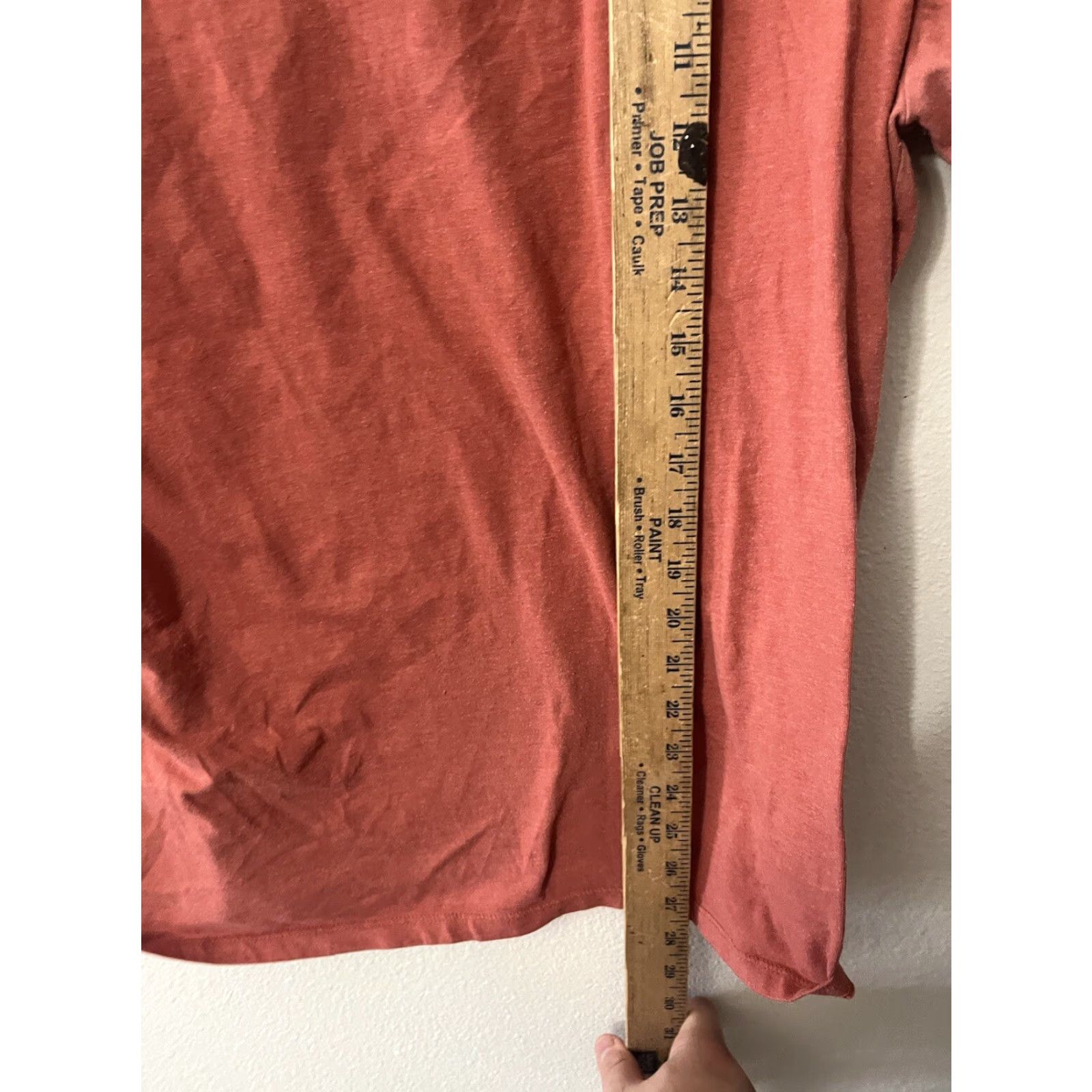 Tommy Hilfiger Tommy Hilfiger T-Shirt Men’s Size L Orange Logo Short Sleeve Pocket Tee 90s Classic Crew Neck Cotton Shirt Mens Size US L / EU 52-54 / 3 - 4 Thumbnail