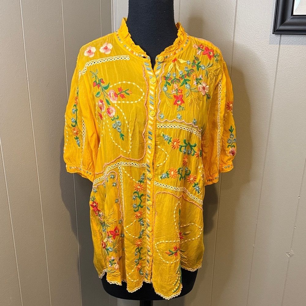Johnny Was Johnny Was Women’s Small Yellow Floral Embroidered Blouse Size S / US 4 / IT 40 - 1 Thumbnail