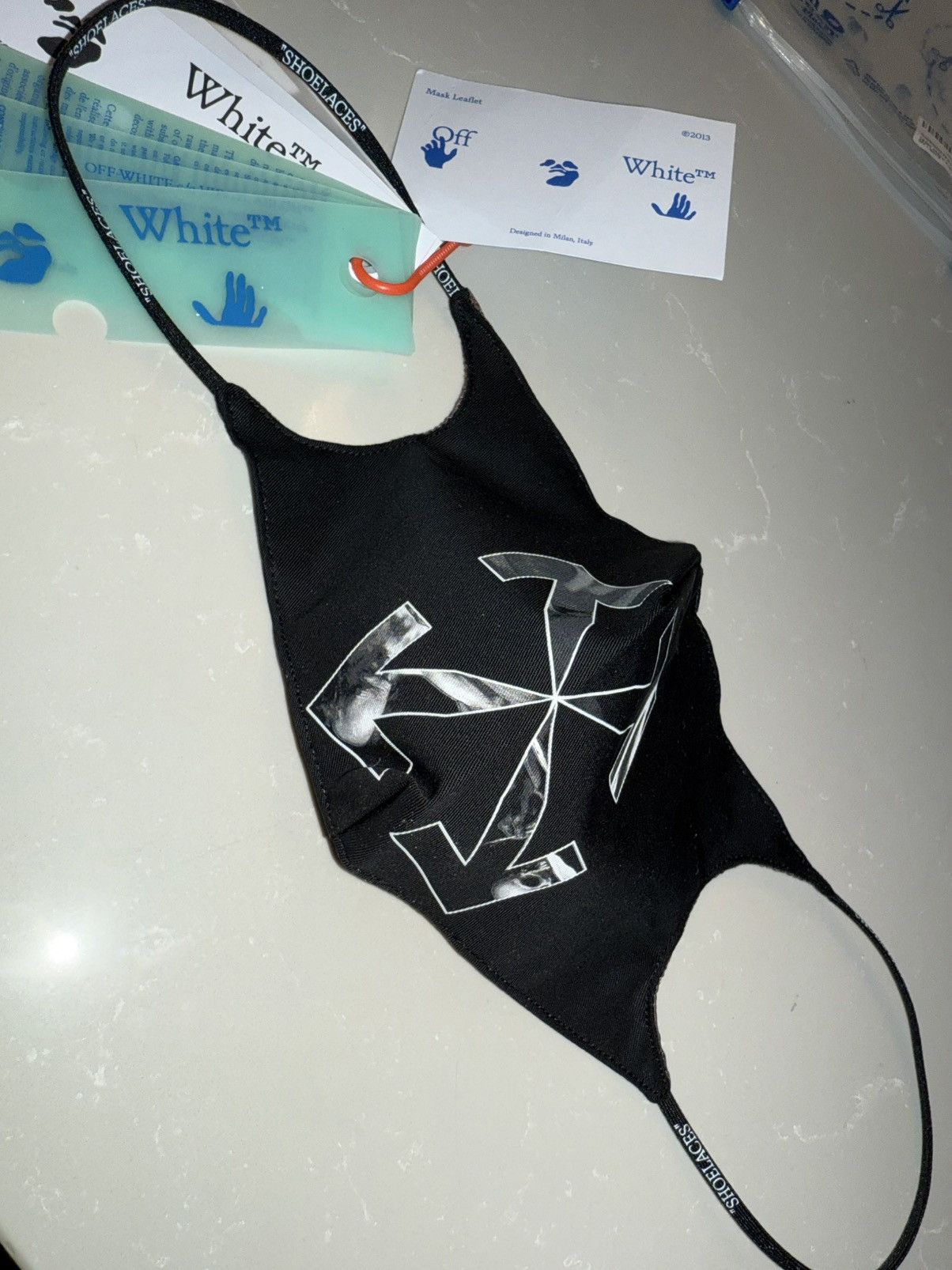 Off-White Off White Face Mask, face covering NEW! Genuine! L/XL Unisex Size ONE SIZE - 4 Thumbnail