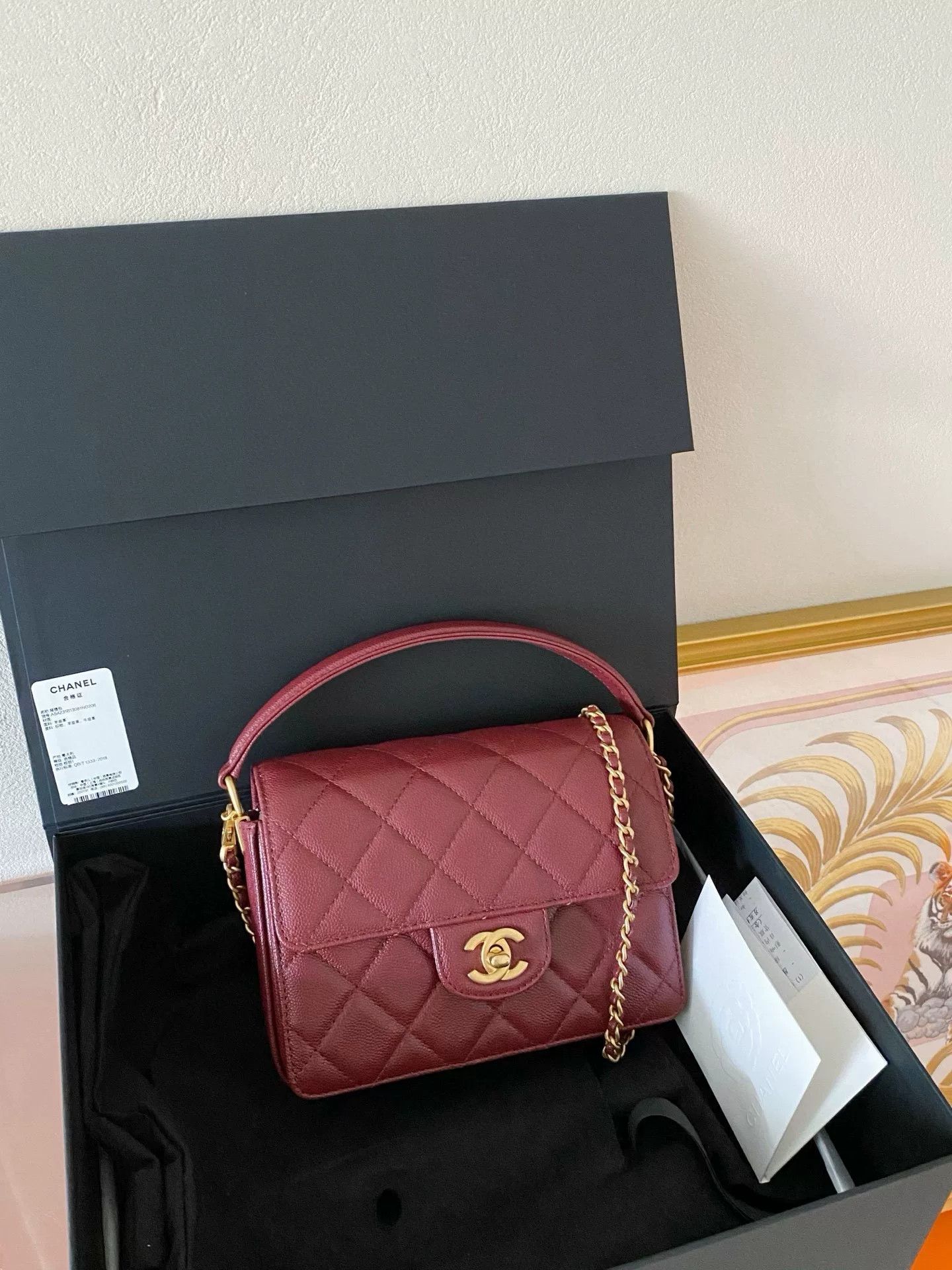Chanel Pre-loved Bag Very good condition Size ONE SIZE - 1 Thumbnail