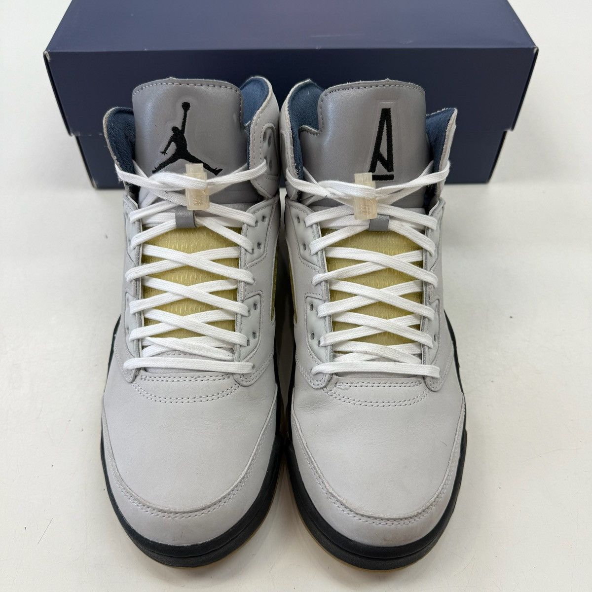 A Ma Maniere × Jordan Brand Size 11.5W (10M) - Air Jordan 5 Retro x A Ma Maniére x Dawn Size US 11.5 / IT 41.5 - 4 Thumbnail