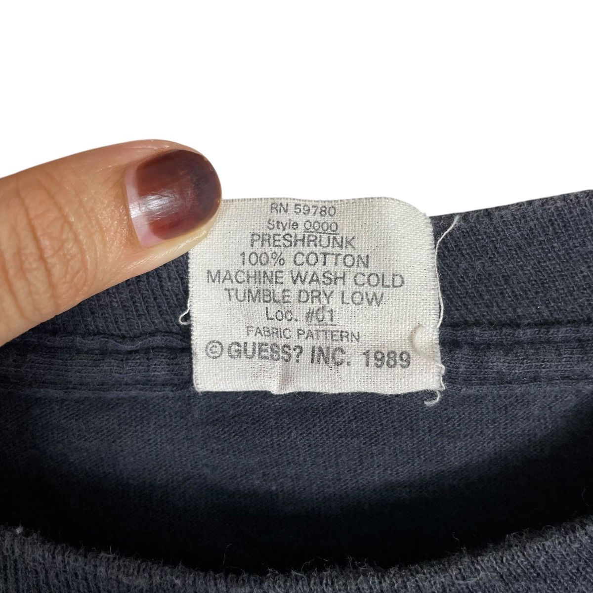 Guess × Vintage Vintage 80s 90s GUESS Georges Marciano Tee Shirt Size US S / EU 44-46 / 1 - 5 Thumbnail