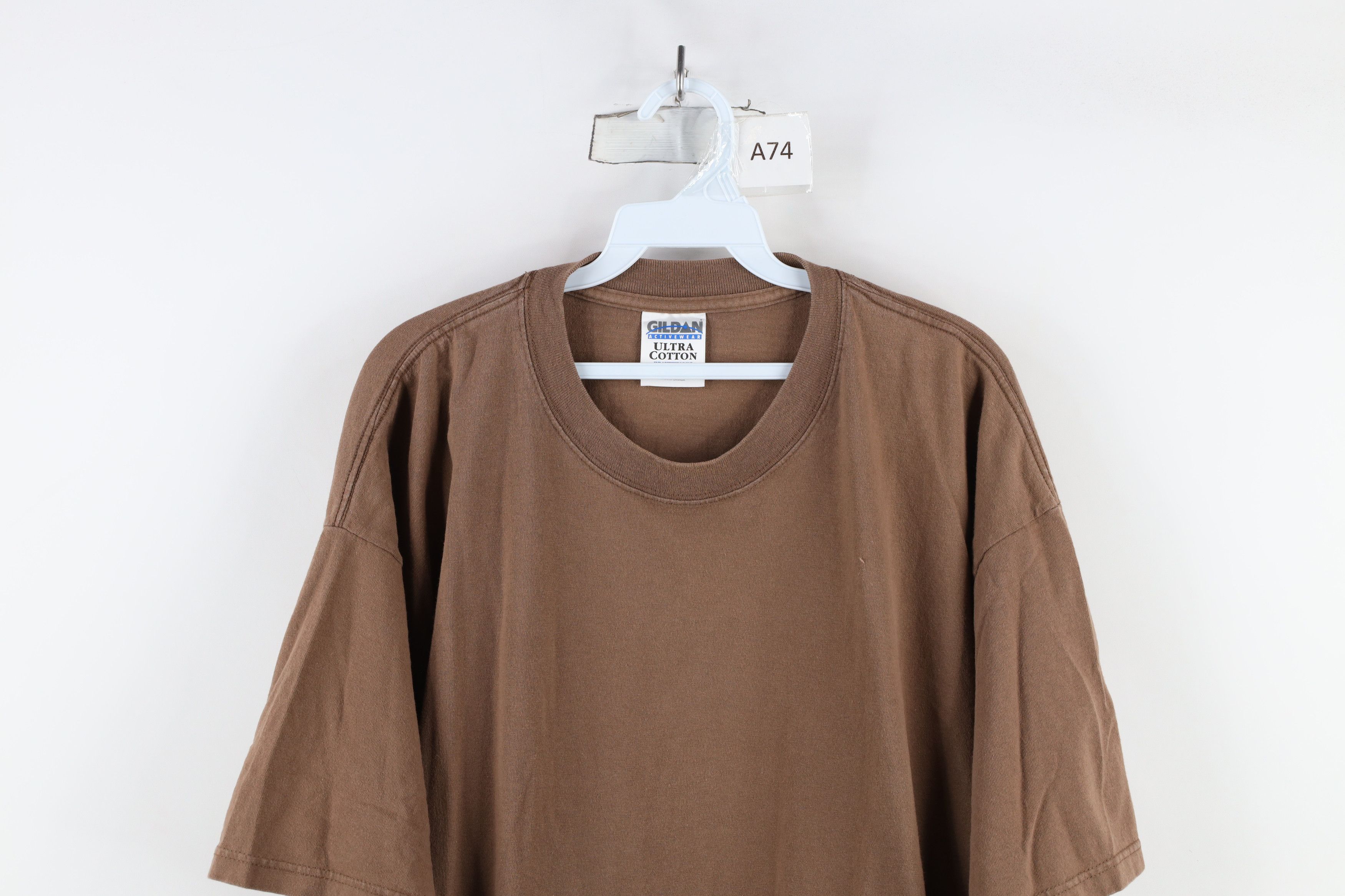 Vintage Vintage 90s Streetwear Heavyweight Cotton T-Shirt Brown Size US XL / EU 56 / 4 - 2 Thumbnail