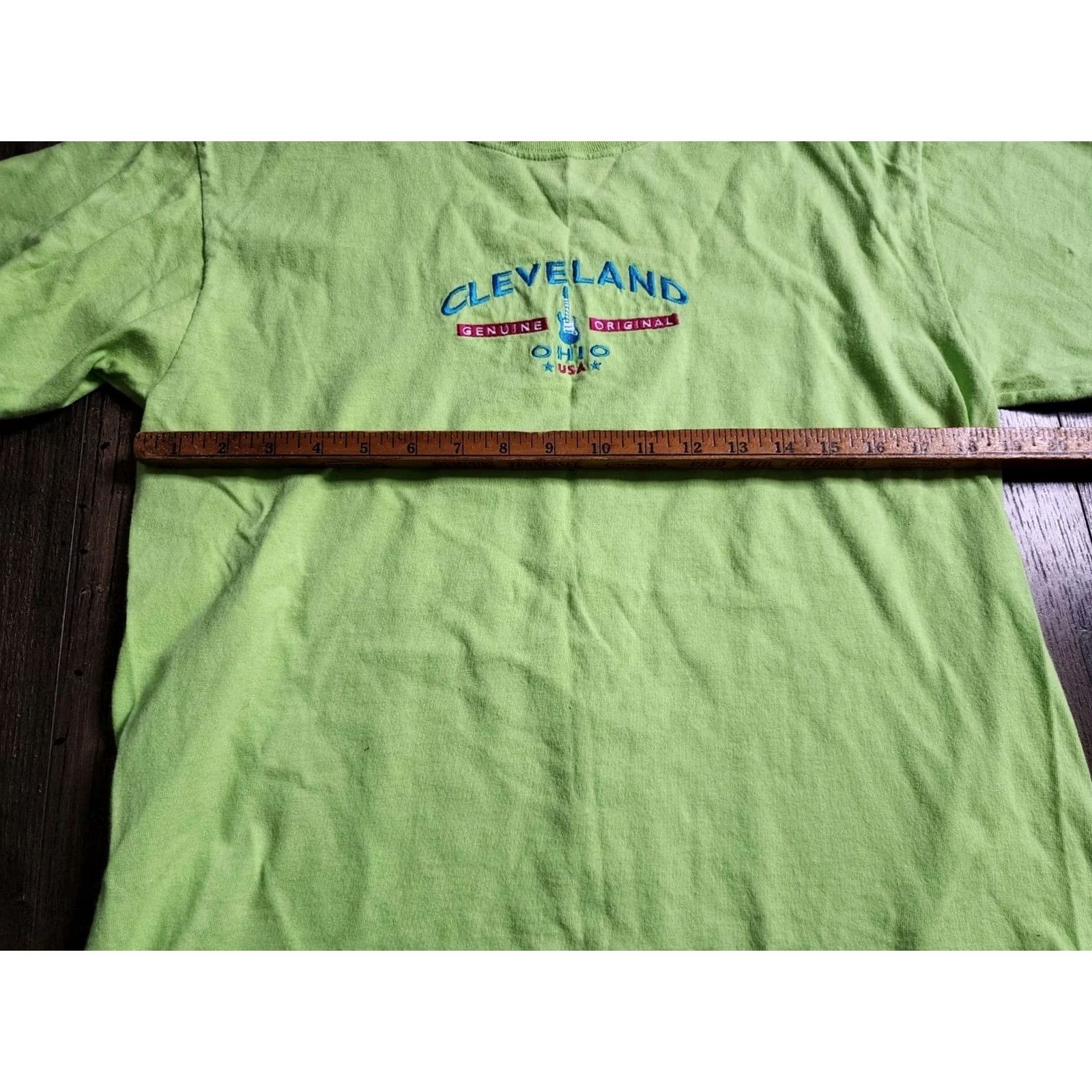 Anvil VINTAGE Mens M Cleveland OH Embroidered Travel Souvenir T Shirt Distressed Size US M / EU 48-50 / 2 - 3 Thumbnail