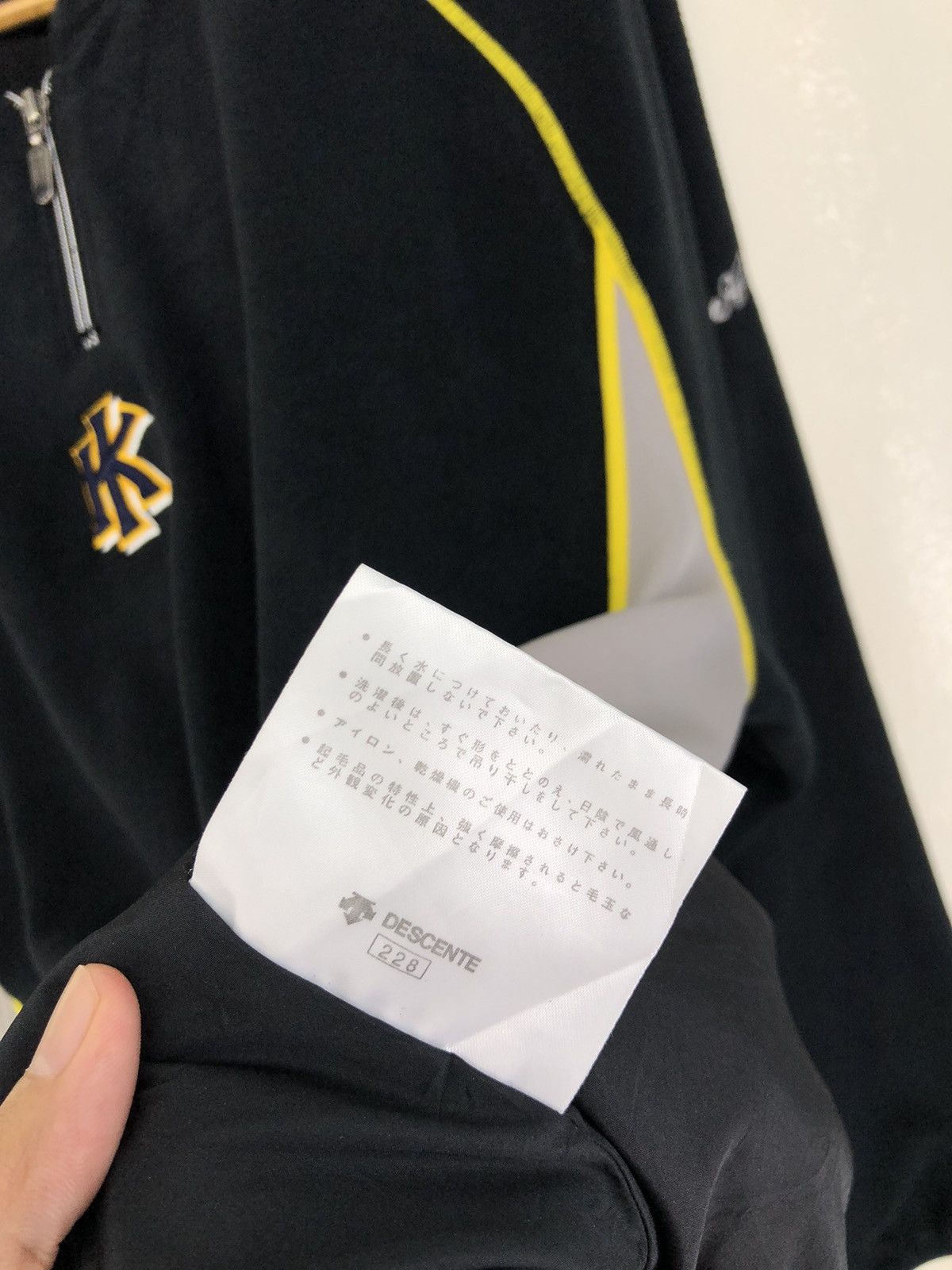 Descente Vintage Descente Japanese Outdoor Fleece Sweatshirt Size US XL / EU 56 / 4 - 15 Thumbnail