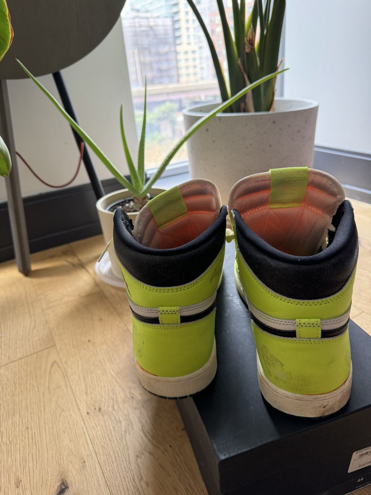 Jordan Brand Jordan 1 Visionaire (Custom Aged) Size US 11 / EU 44 - 8 Thumbnail
