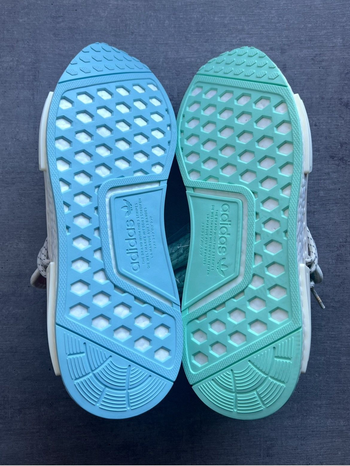 Adidas × Pharrell Adidas NMD Hu x N.E.R.D. 20th Anniversary Size US 8.5 / EU 41-42 - 4 Thumbnail