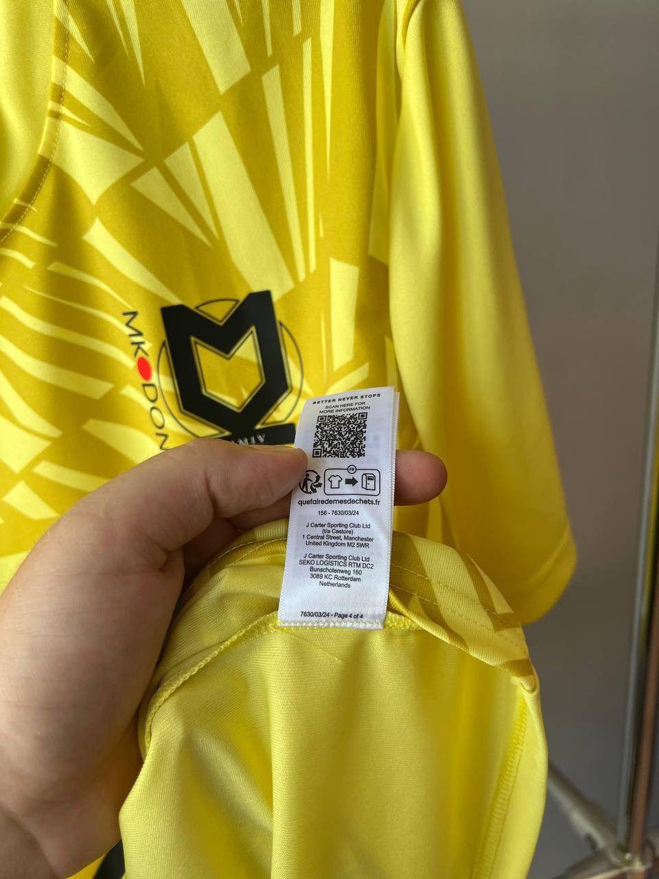 Castore 2025 MK DONS GOALKEEPER 2 SOCCER JERSEY FOOTBALL SHIRT XXL Size US XXL / EU 58 / 5 - 8 Thumbnail