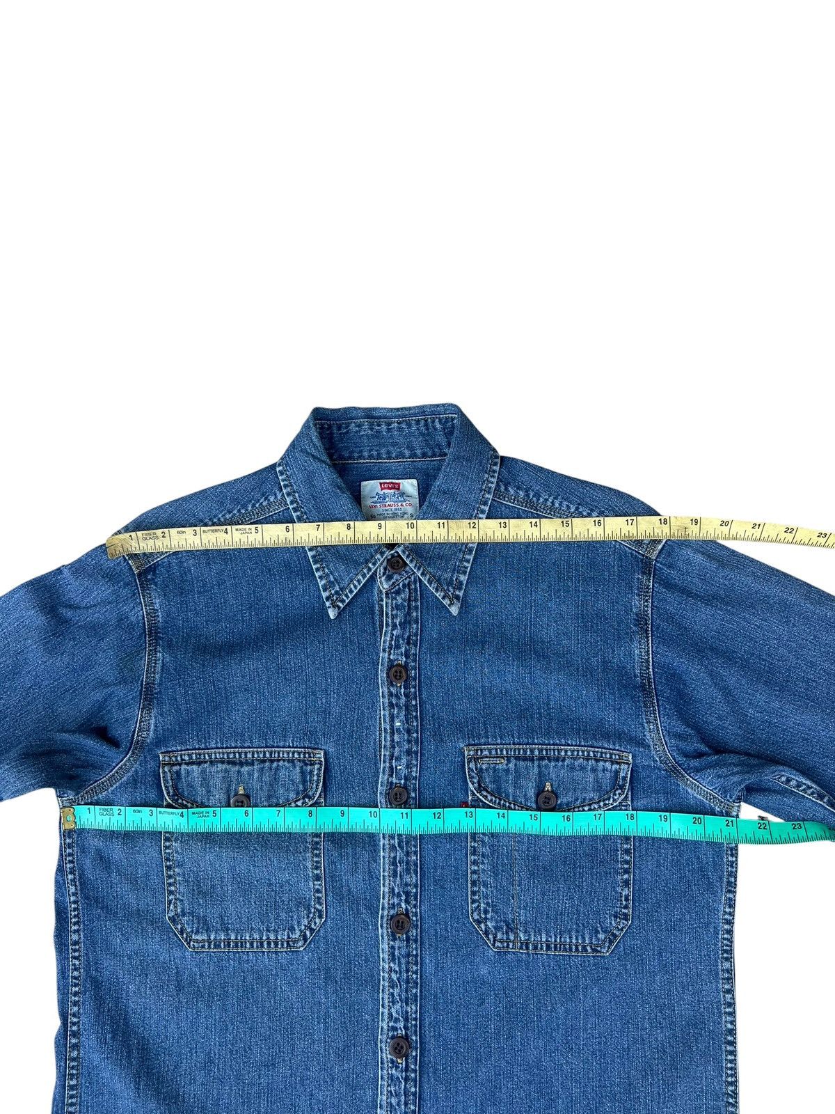Levi's Vintage 1998 Levi’s Fade Blue Denim Work Shirt Size US M / EU 48-50 / 2 - 4 Thumbnail