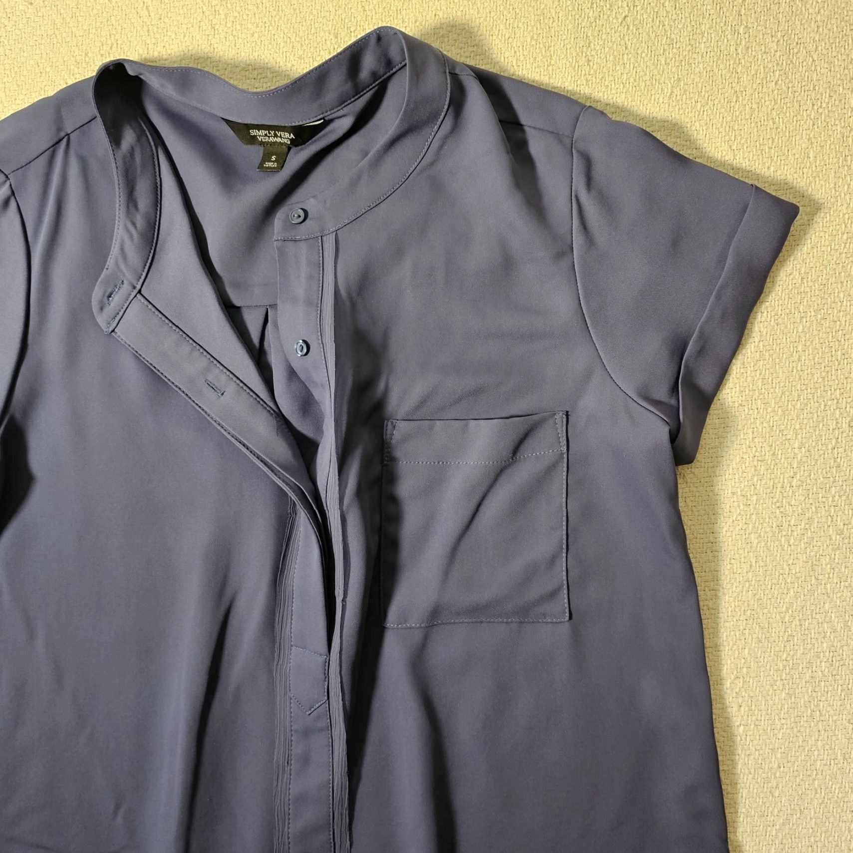 Vintage Simply Vera Wang Blouse Top Women's S Lightweight Indigo 1/2 Button Short Cuff Size S / US 4 / IT 40 - 7 Thumbnail