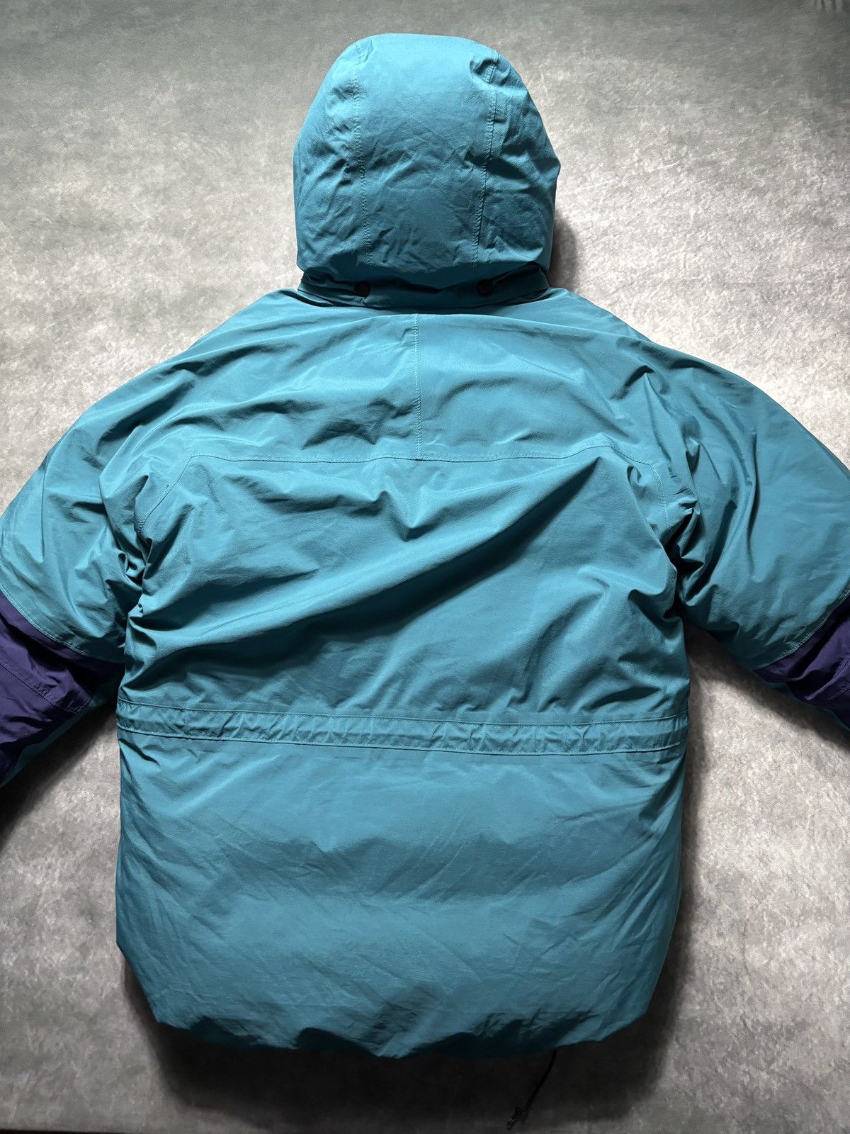 Mountain Equipment Company Vintage MEC Down Jacket Puffer Coat Co-op TNF Goose Hood CAN Size US M / EU 48-50 / 2 - 10 Thumbnail