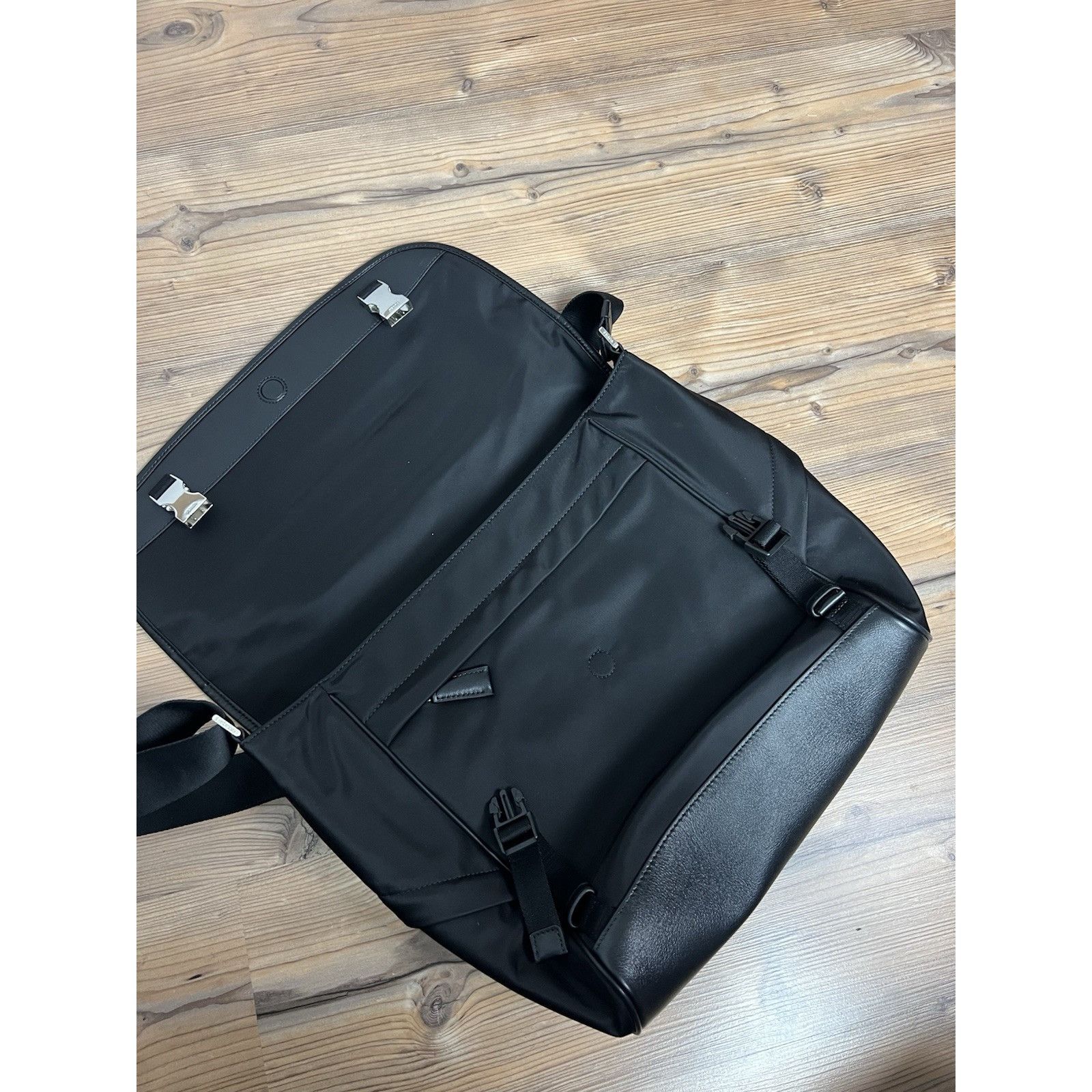Prada MINT! Prada Triangle Logo Re-Nylon Saffiano Crossbody Bag Bl Size ONE SIZE - 11 Thumbnail