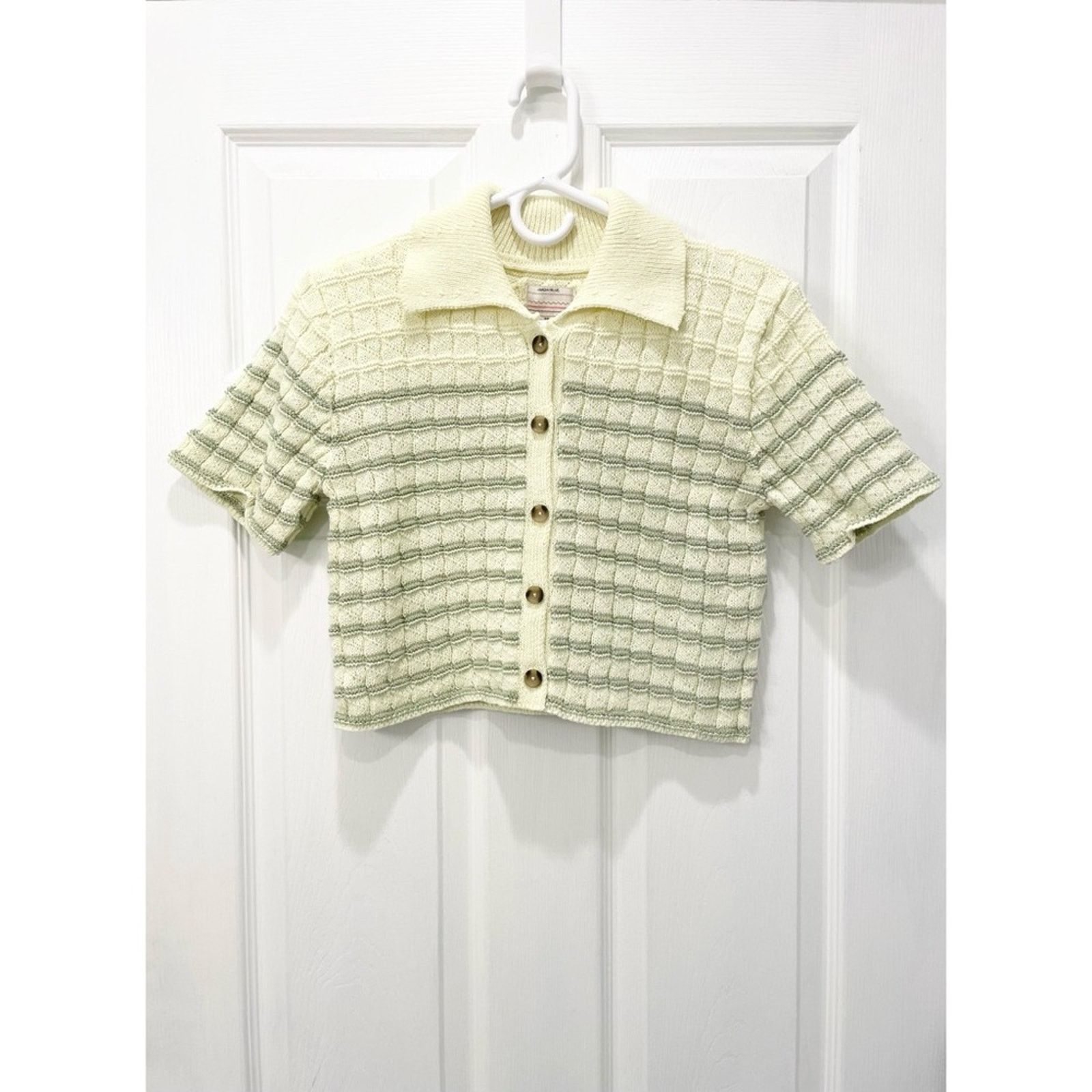 Urban Outfitters Urban Outfitters Kimchi Blue Oliver Button-Down Sweater S Size S / US 4 / IT 40 - 1 Thumbnail