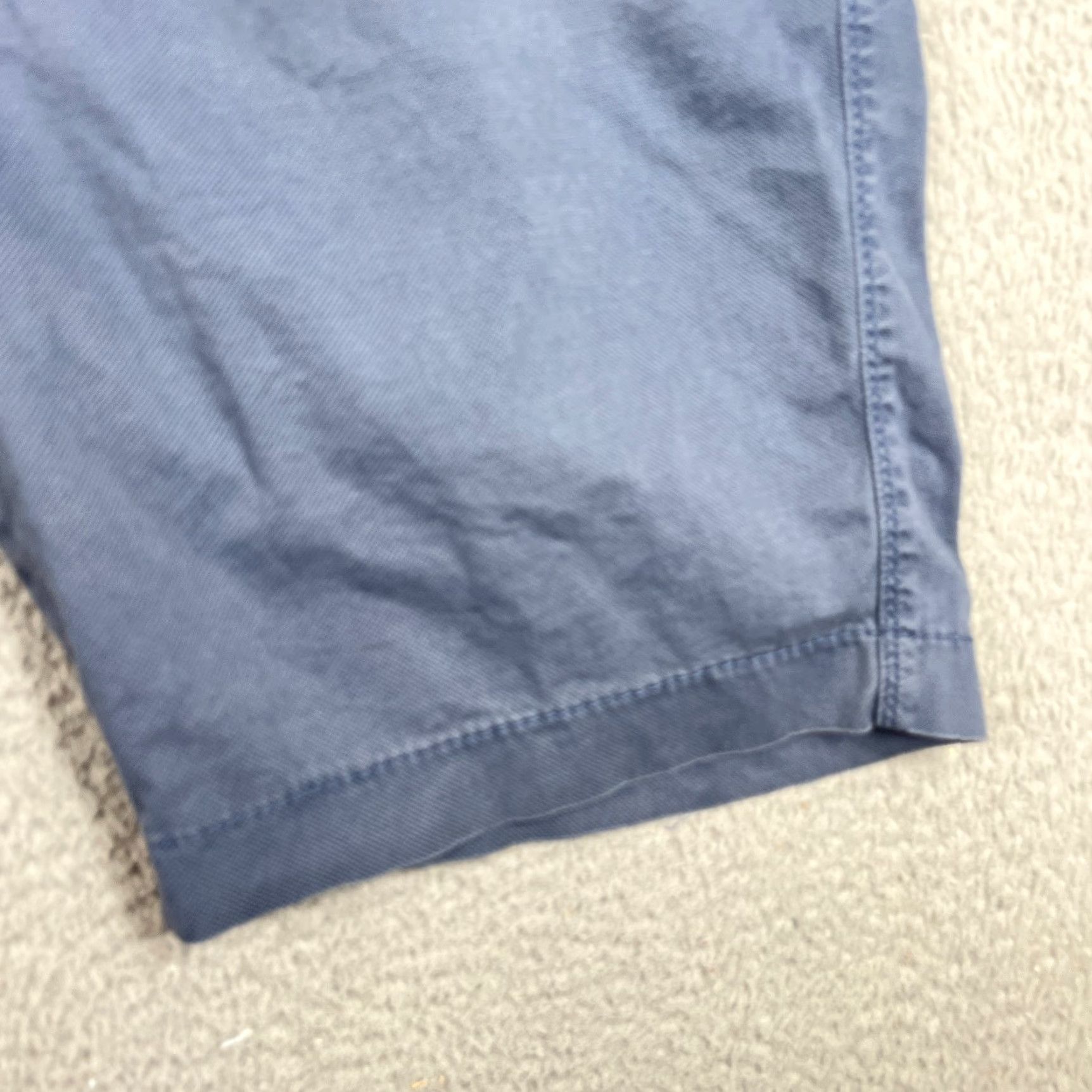 Duluth Trading Company Duluth Trading Co Flex Ballroom Khakis Shorts Mens 44 Blue Relaxed Fit 10 Inseam Size US 44 / EU 60 - 2 Thumbnail