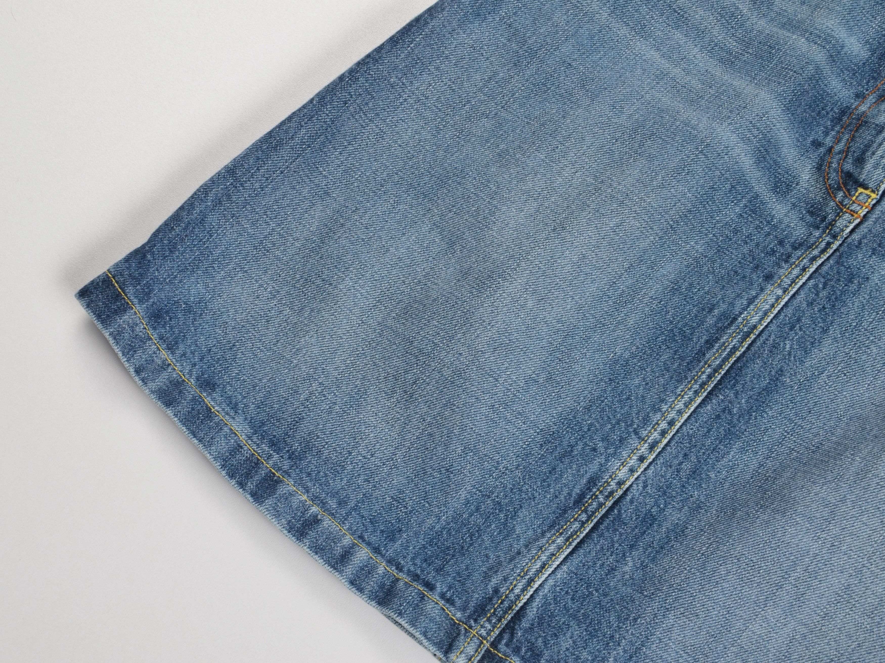 Armani Vintage Armani Jeans Y2K Blue Mini Denim Skirt Size 26" / US 2 / IT 38 - 6 Thumbnail